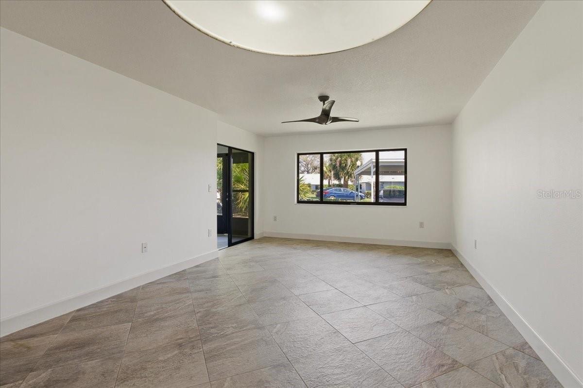 Living room looking toward lanai