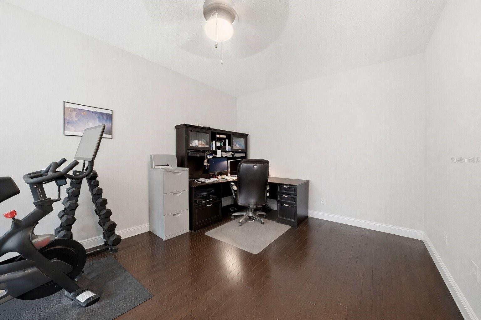A versatile, dedicated flex space perfectly suited for a private home office, fitness studio, or creative retreat—designed to adapt to your lifestyle.