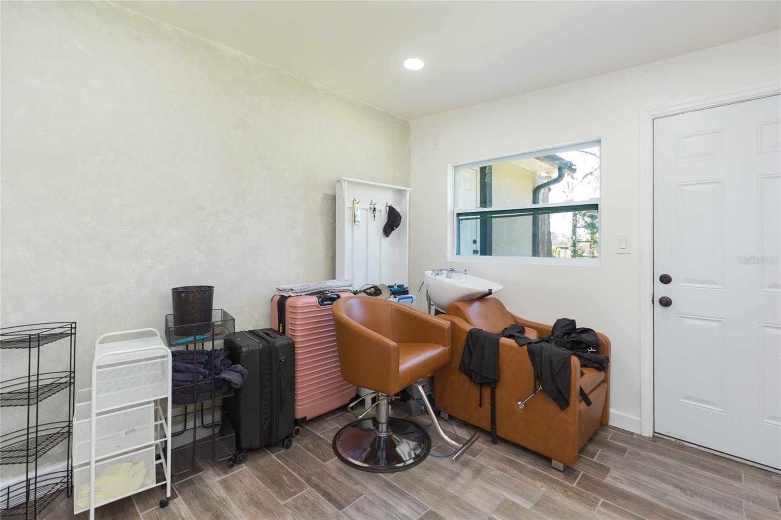 Storage/outside attached room