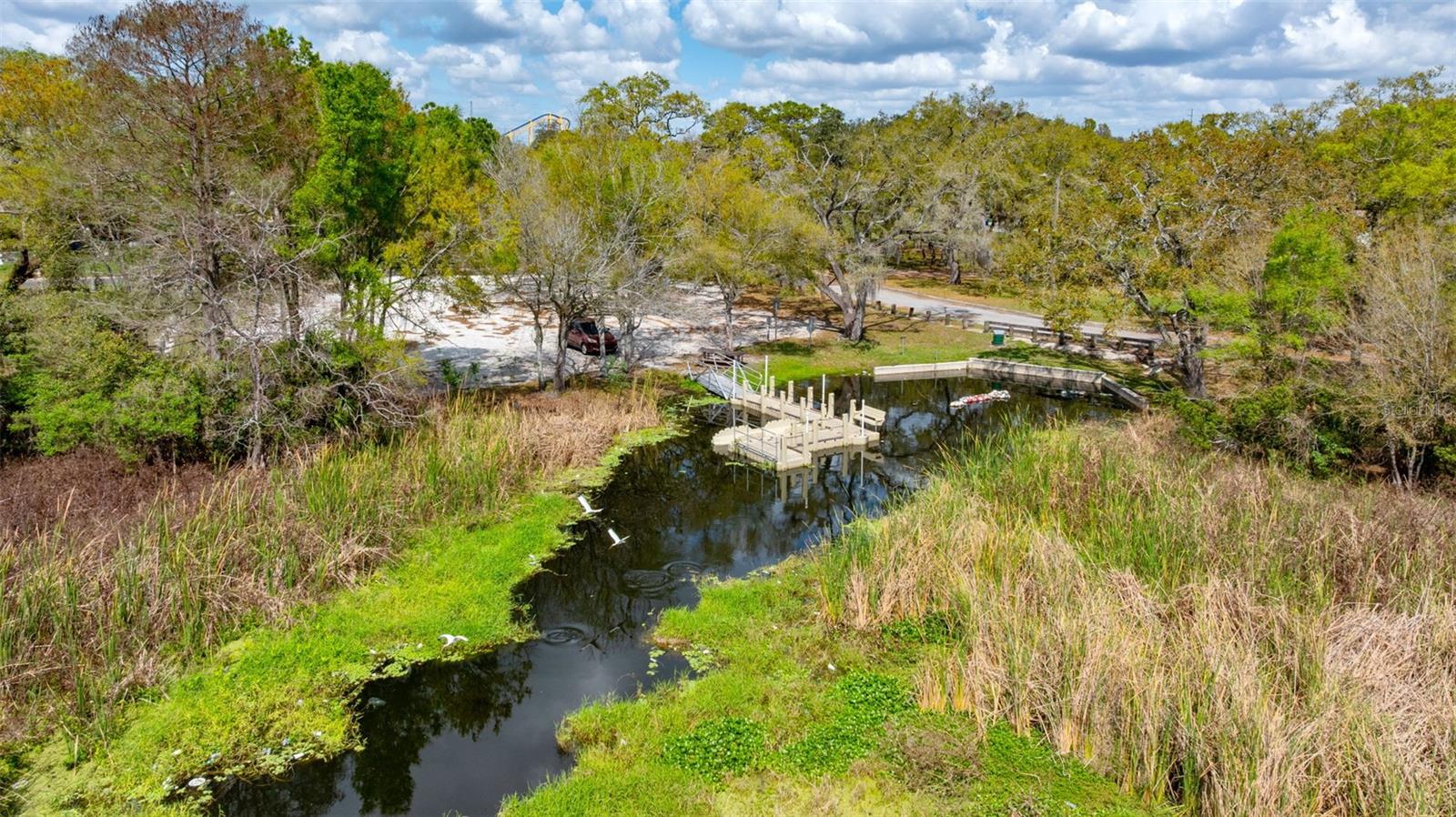 kayak/ canoe launch just steps from front porth