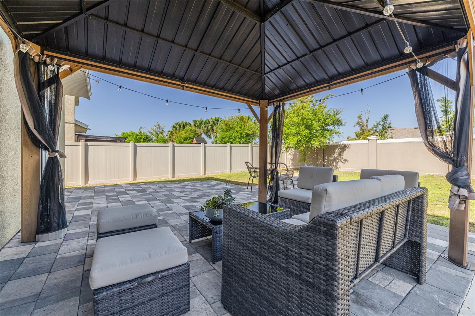 Hardtop Pergola with Metal Roof