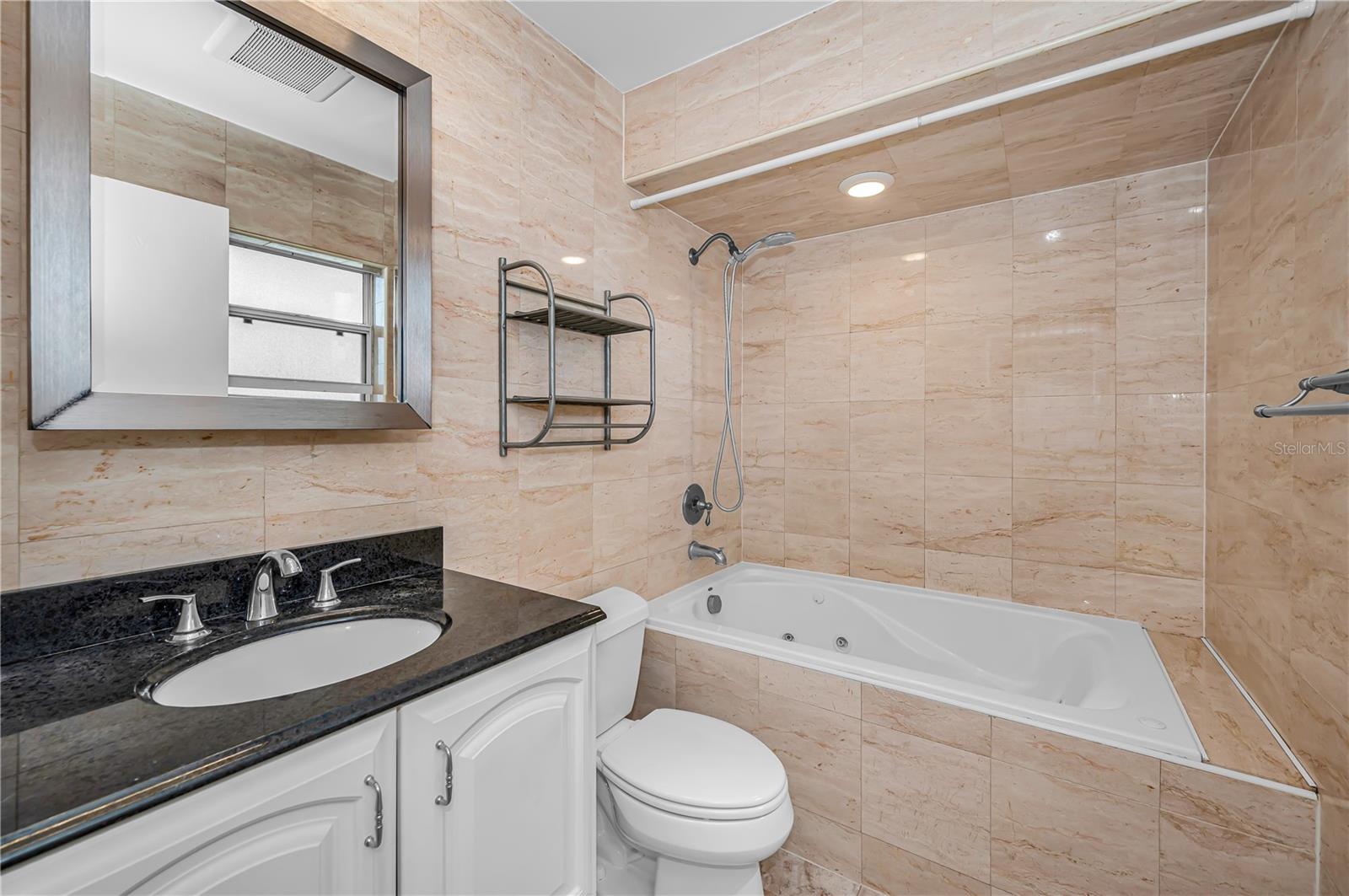 Ensuite primary bath