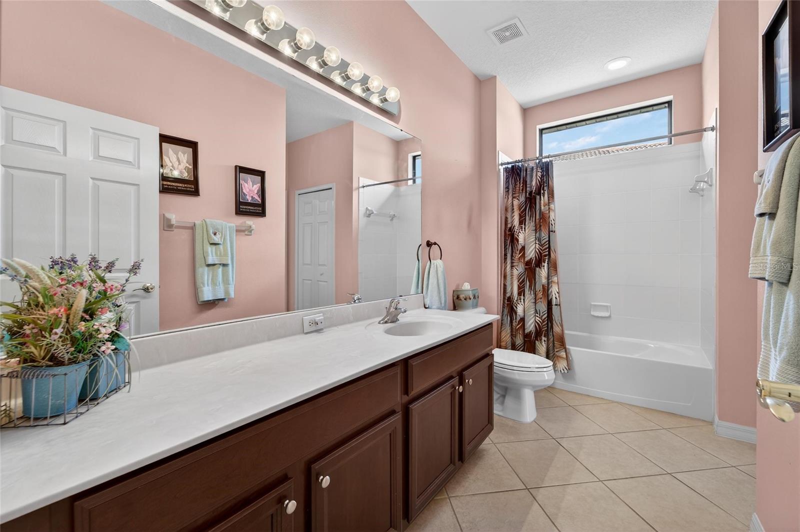2nd bathroom