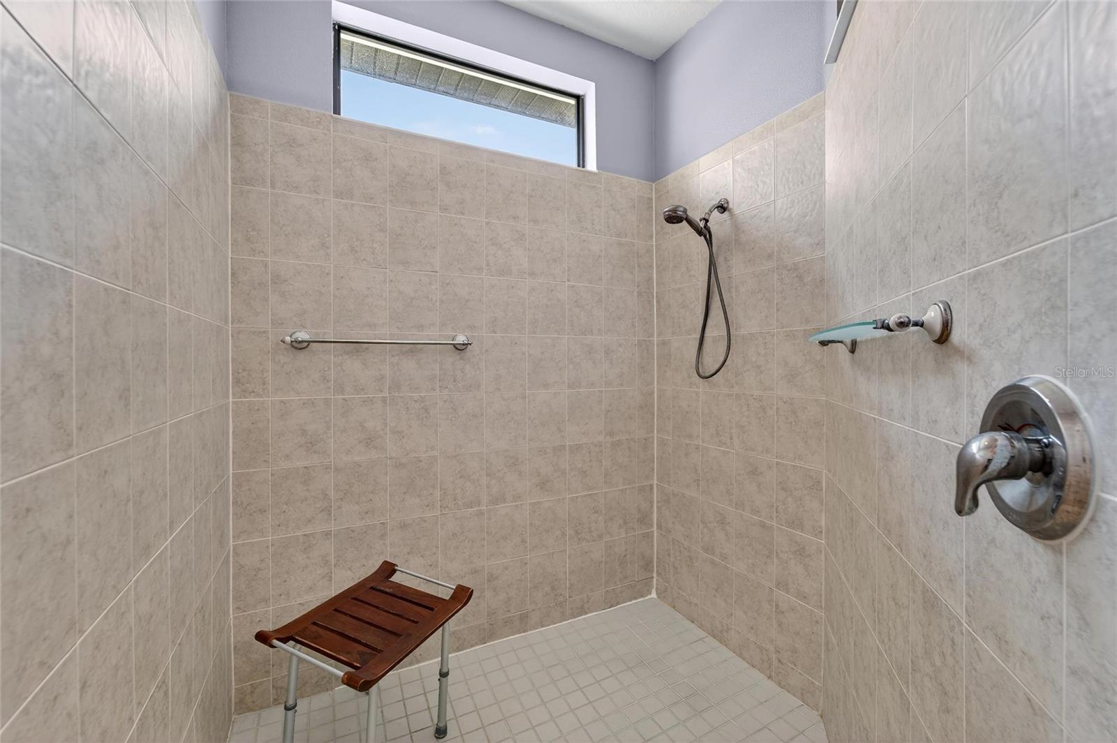 2nd bathroom