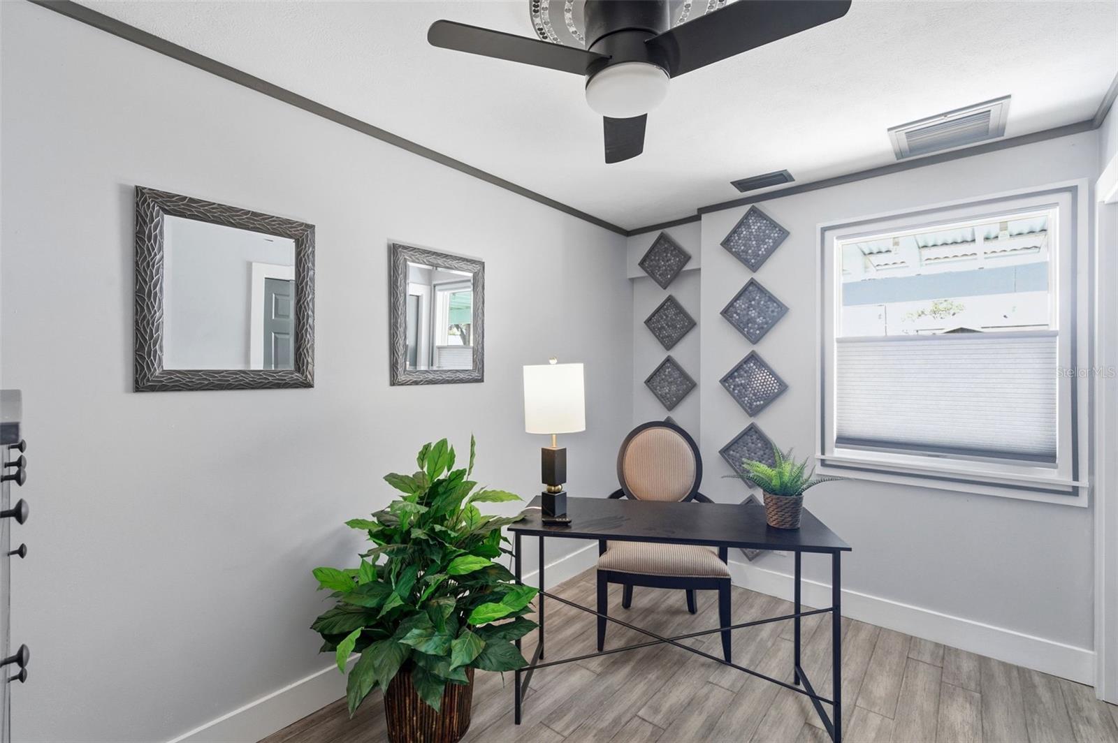 3rd bedroom or office