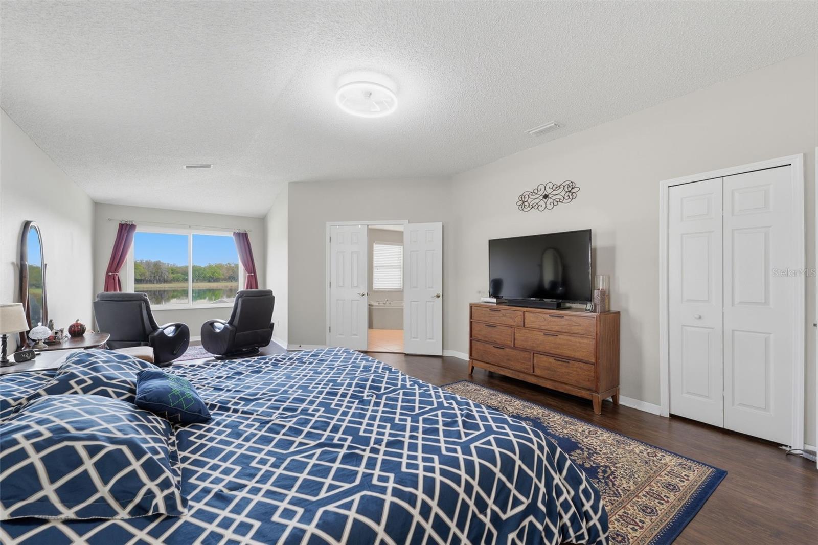 Primary Bedroom (2nd Flr)