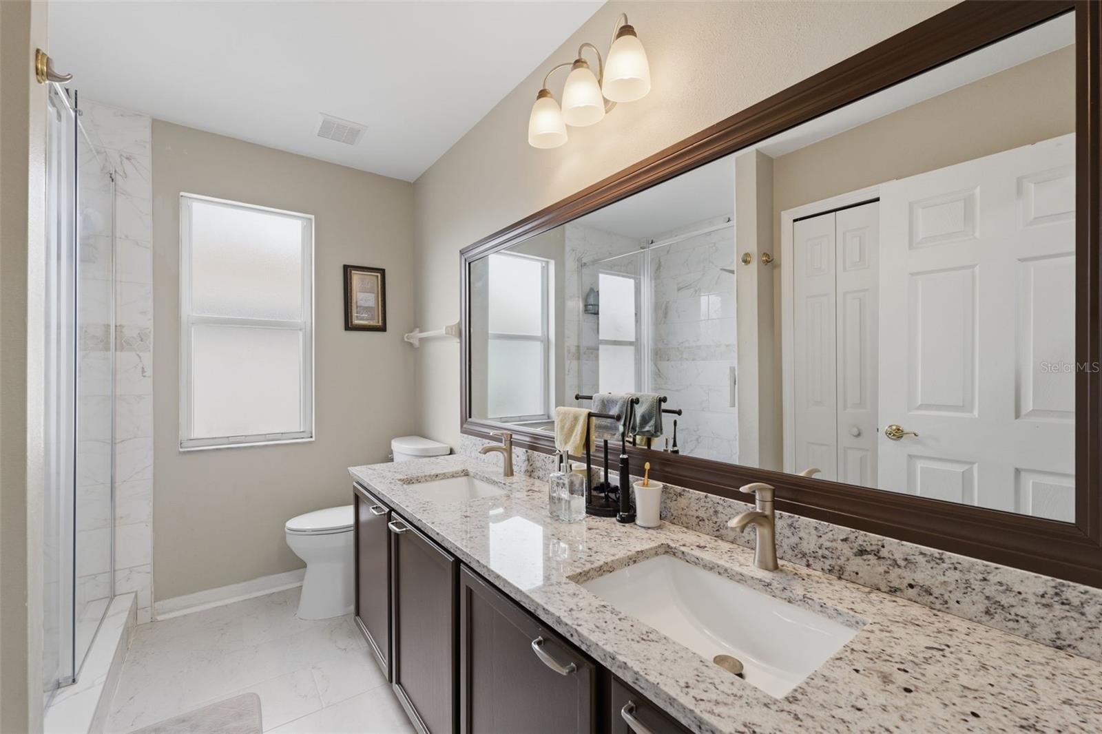 Bathroom 2 (2nd Flr)