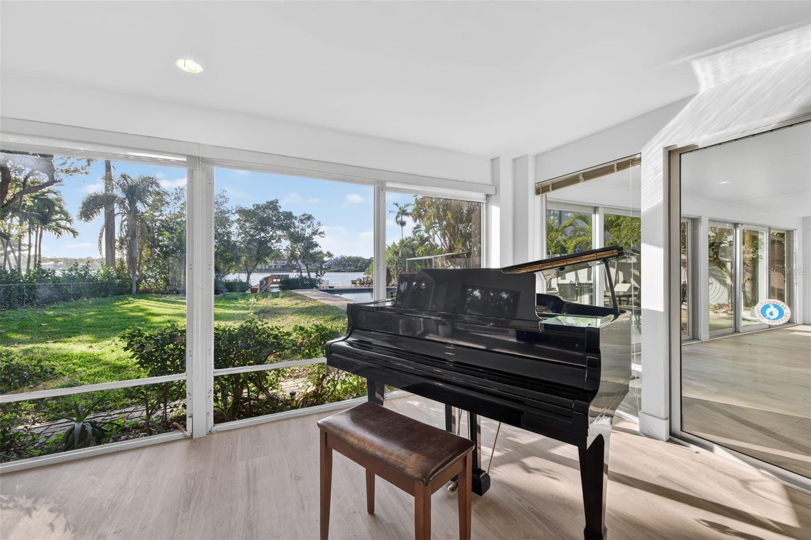 Sun room/home office