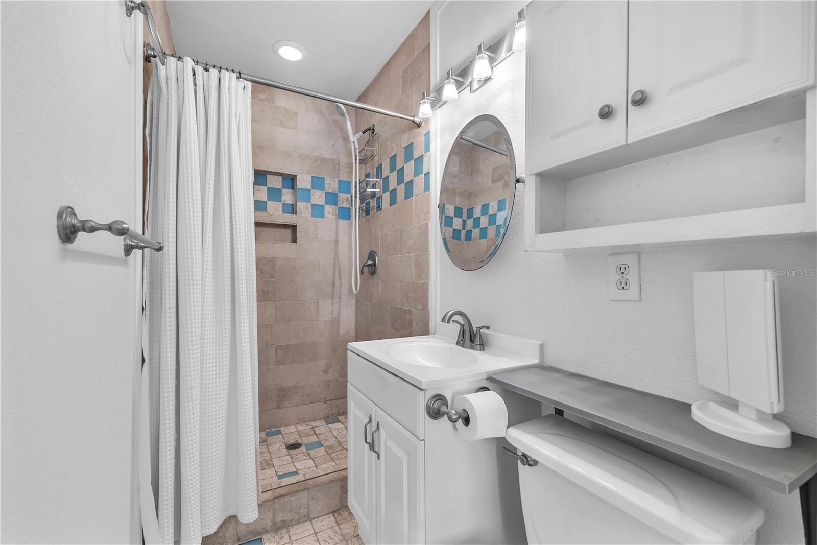 3 piece bathroom in Bonus suite.