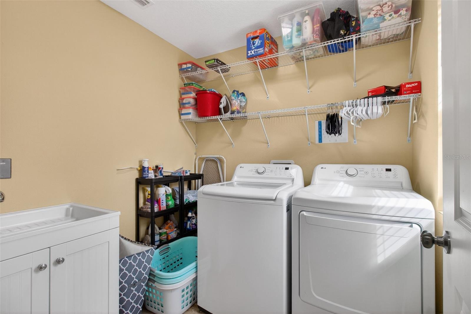 Laundry Rm 2nd Floor