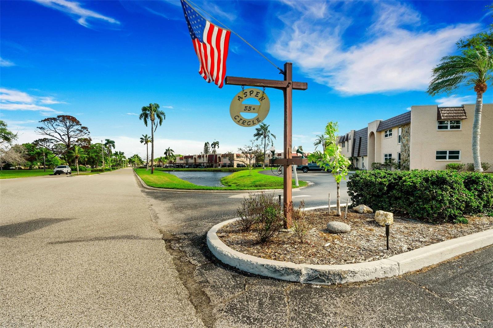 Aspen Circle Entrance