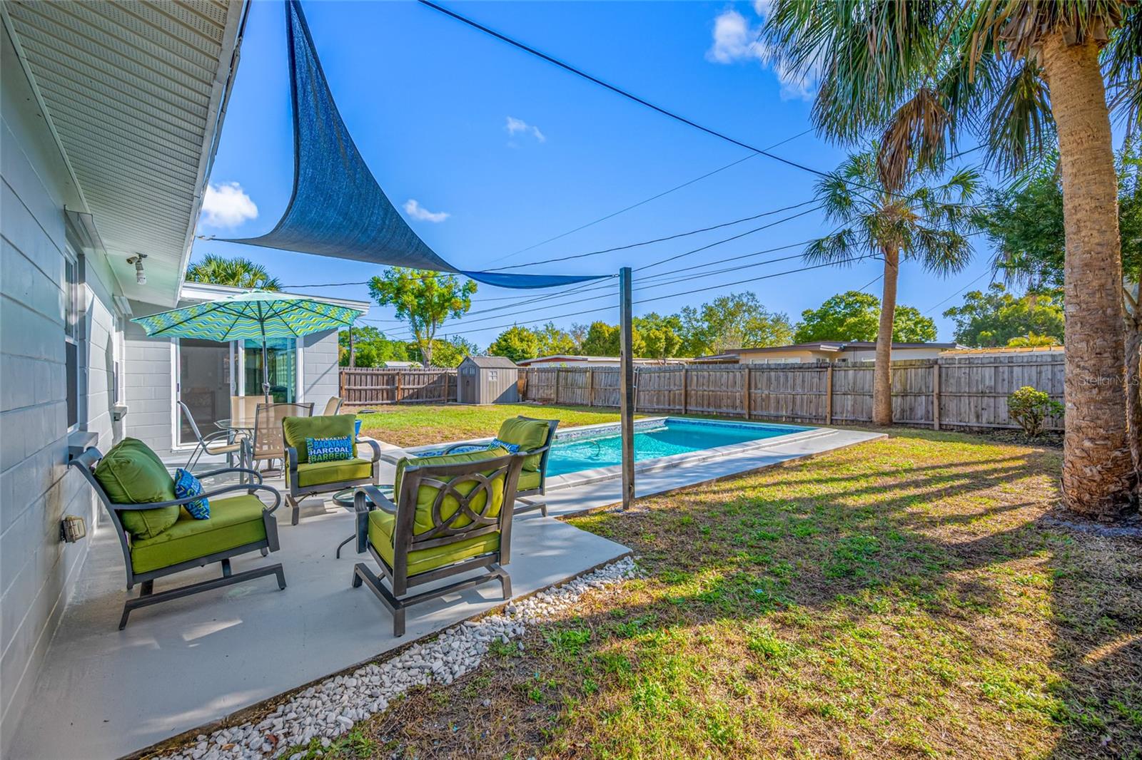 8335 Robin Rd, Seminole, FL 33777 - Private Pool and Patio
