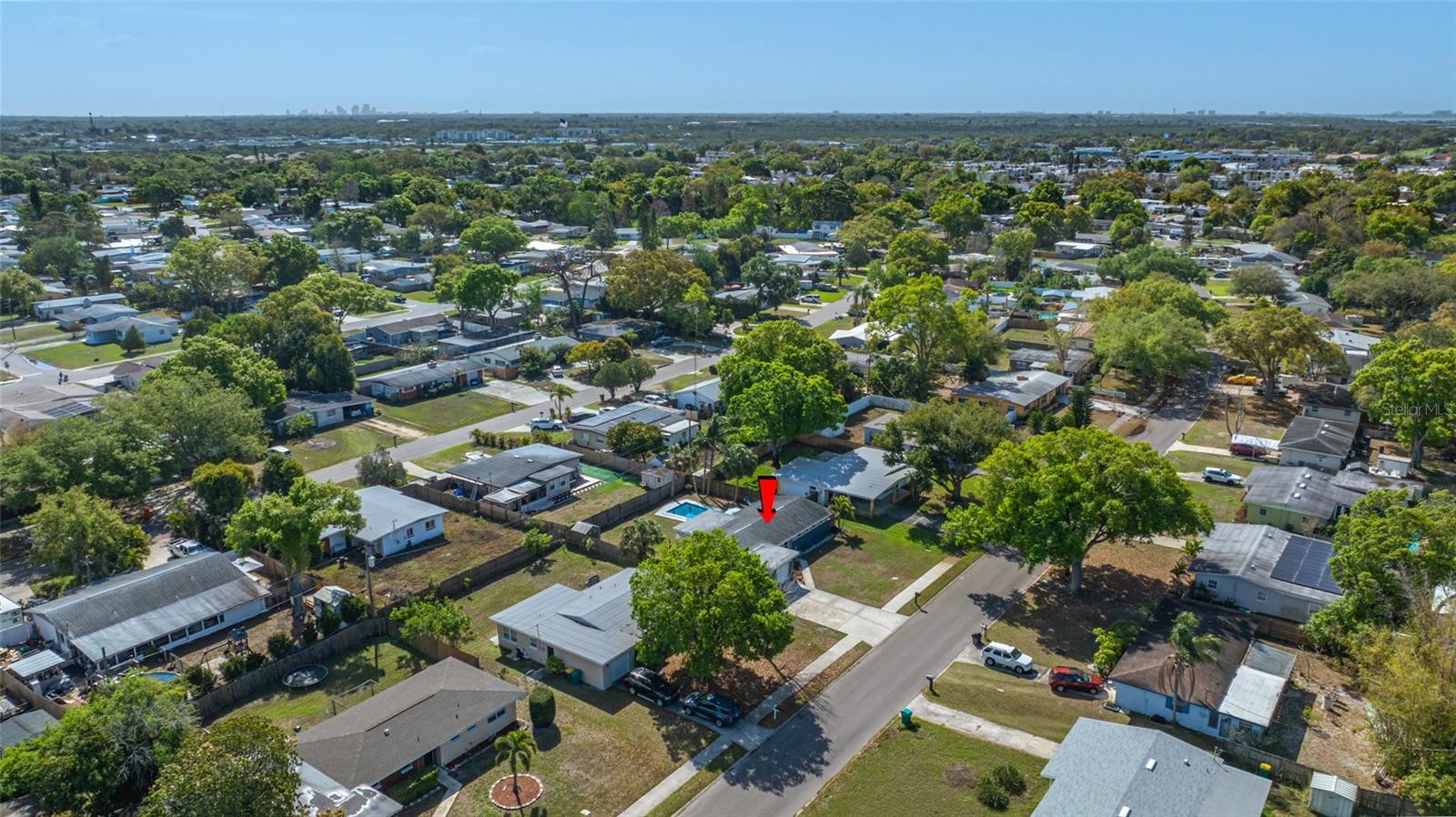 8335 Robin Rd, Seminole, FL 33777 - Looking South East