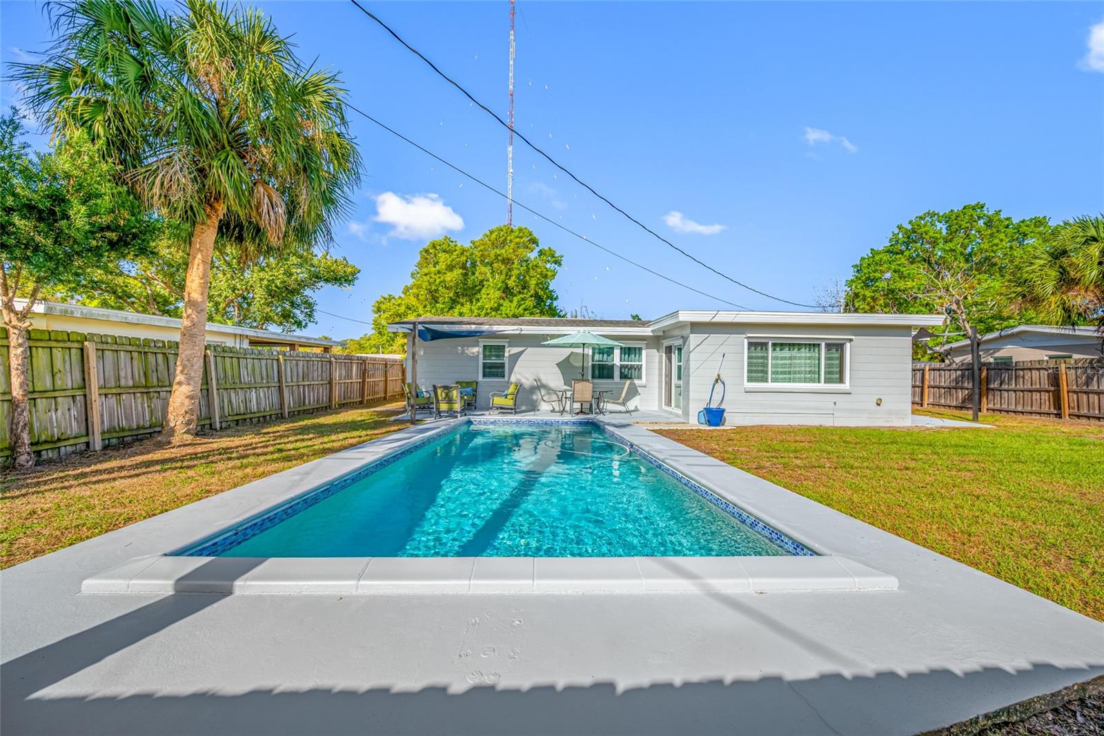8335 Robin Rd, Seminole, FL 33777 - Private Pool