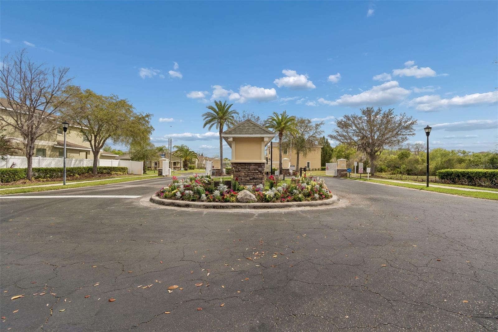 Hammocks - Brentwood Gated Entrance