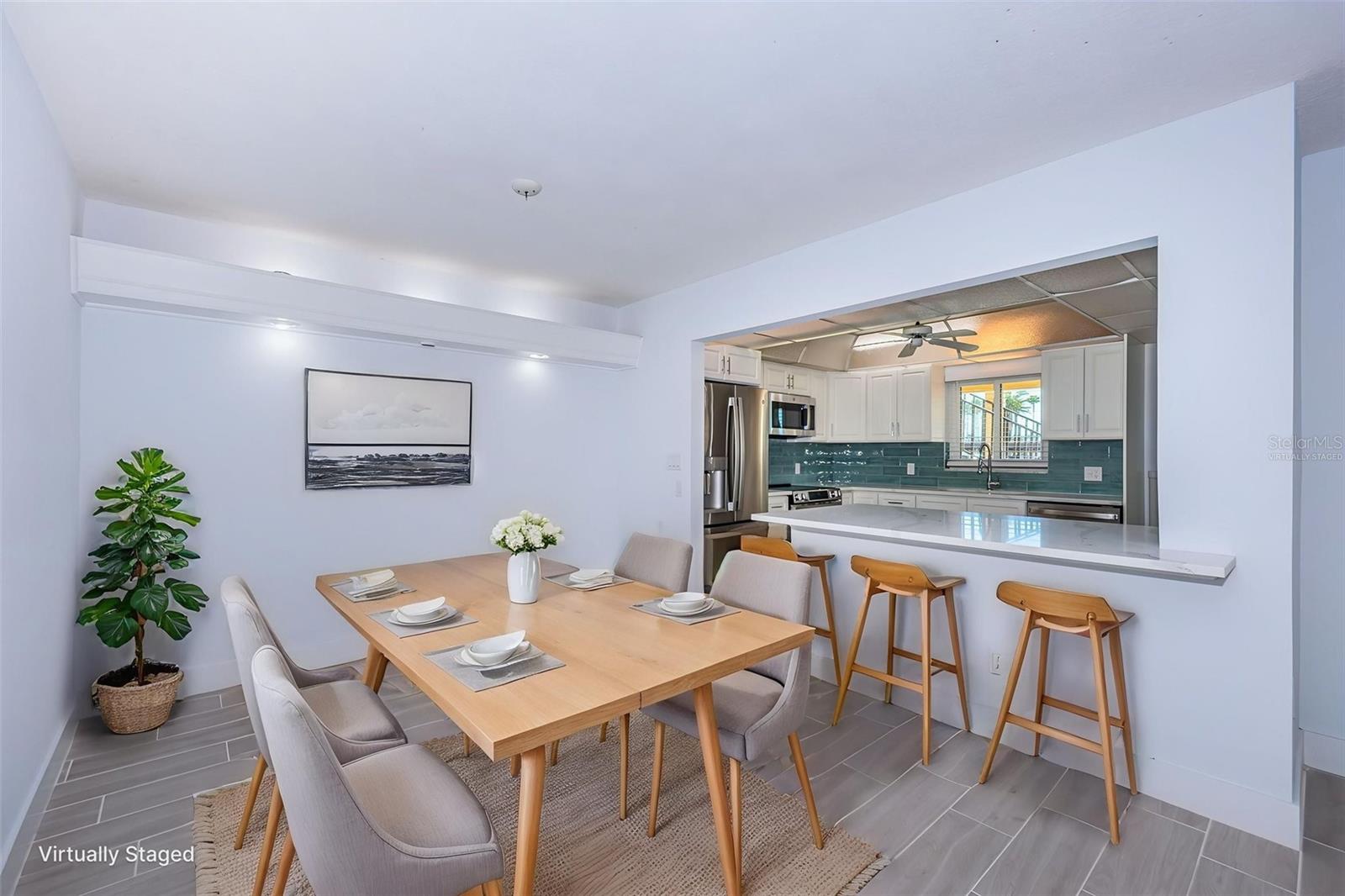 Virtually staged - Dining room