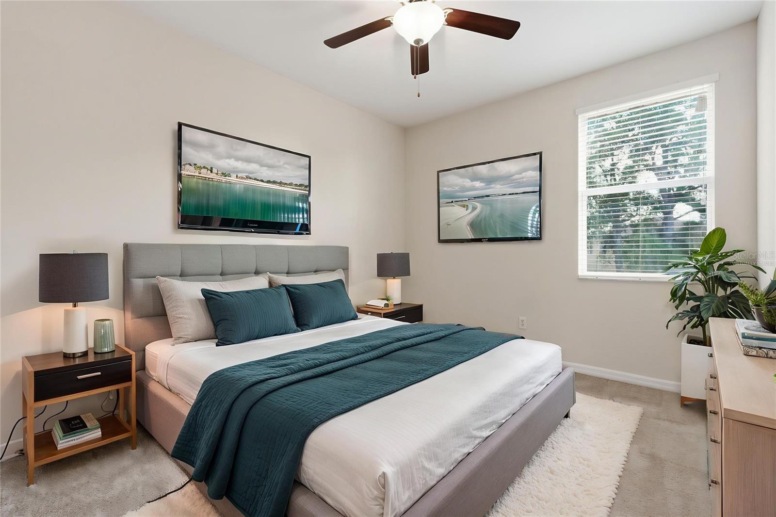 This photo has been Virtually Staged.