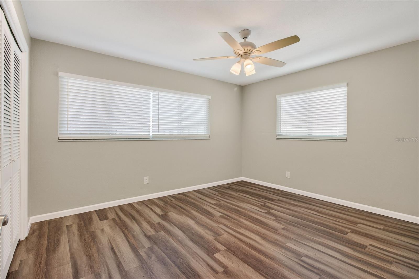 Second bedroom - ample size