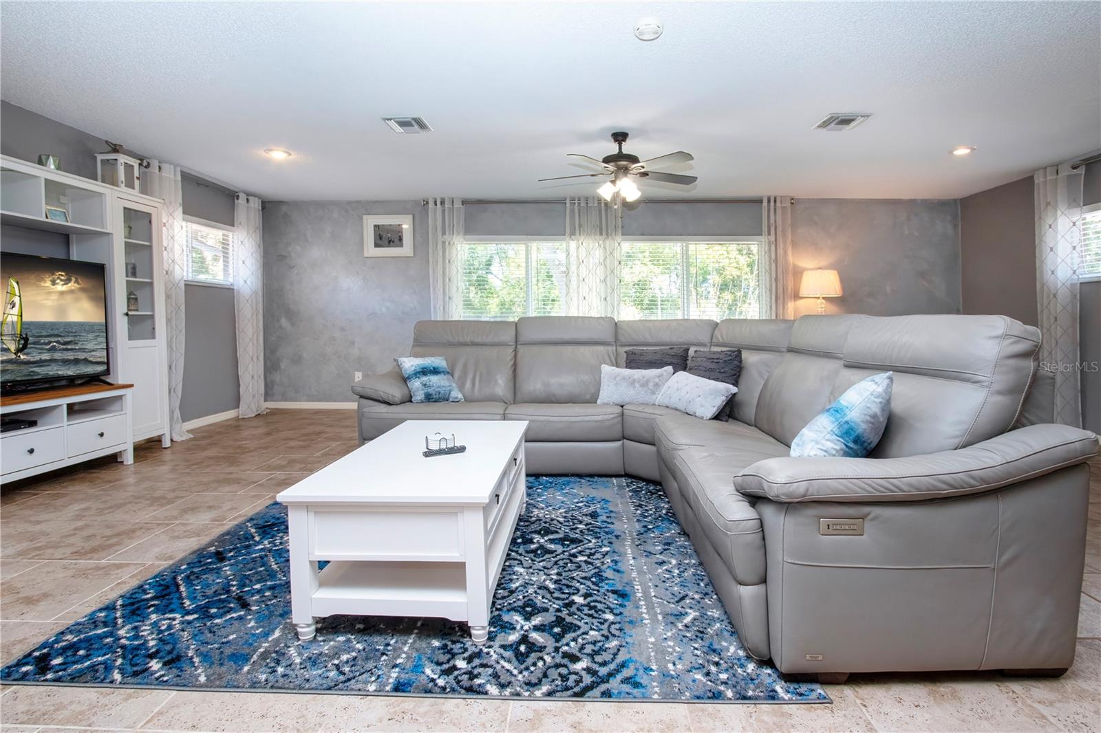 So many options with this room!