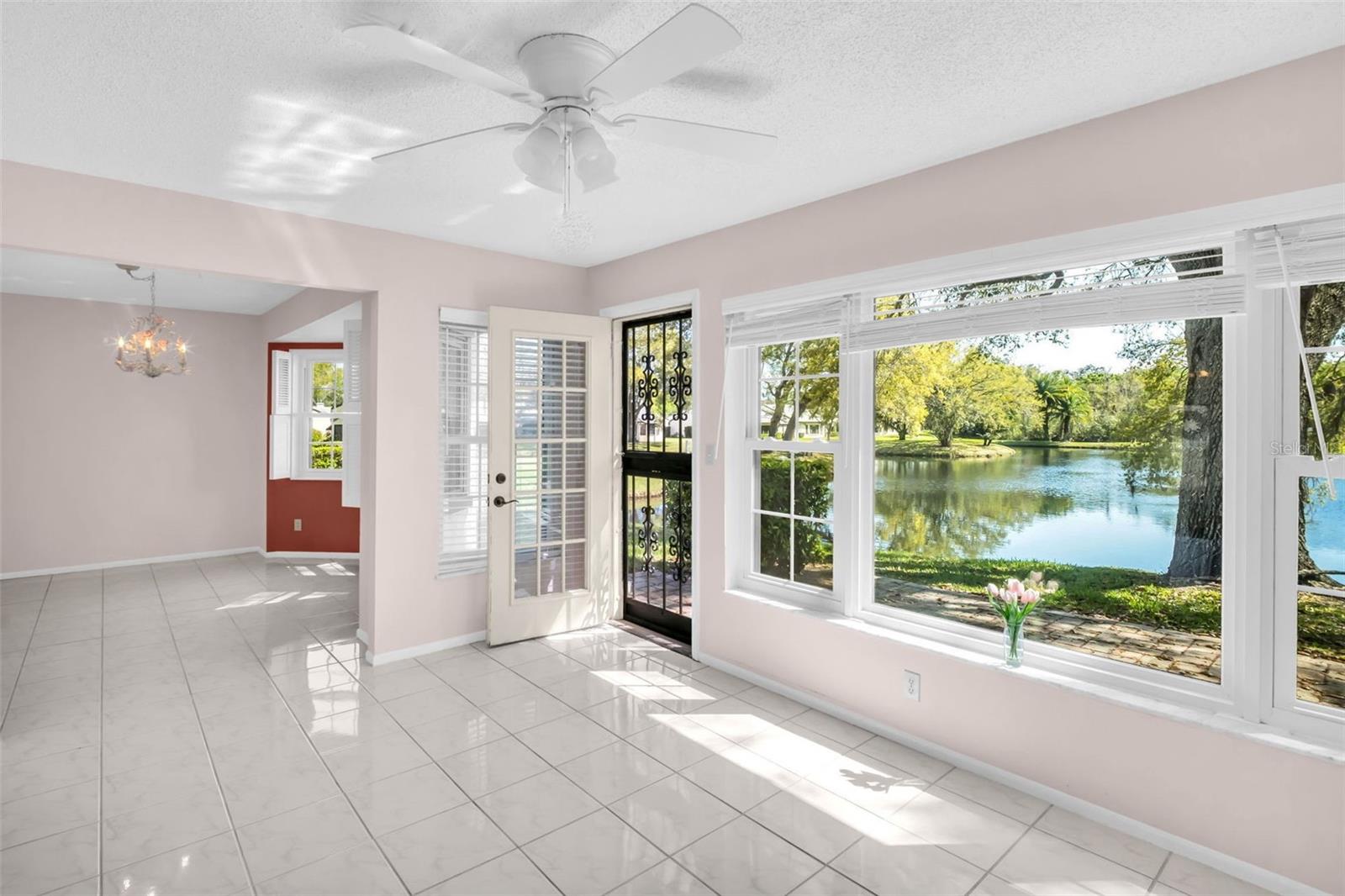 Big window views across the back~