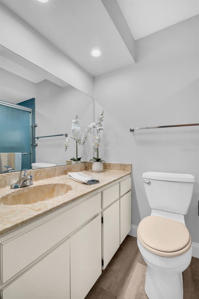 Hall bathroom & linen closet are adjacent to BR2~