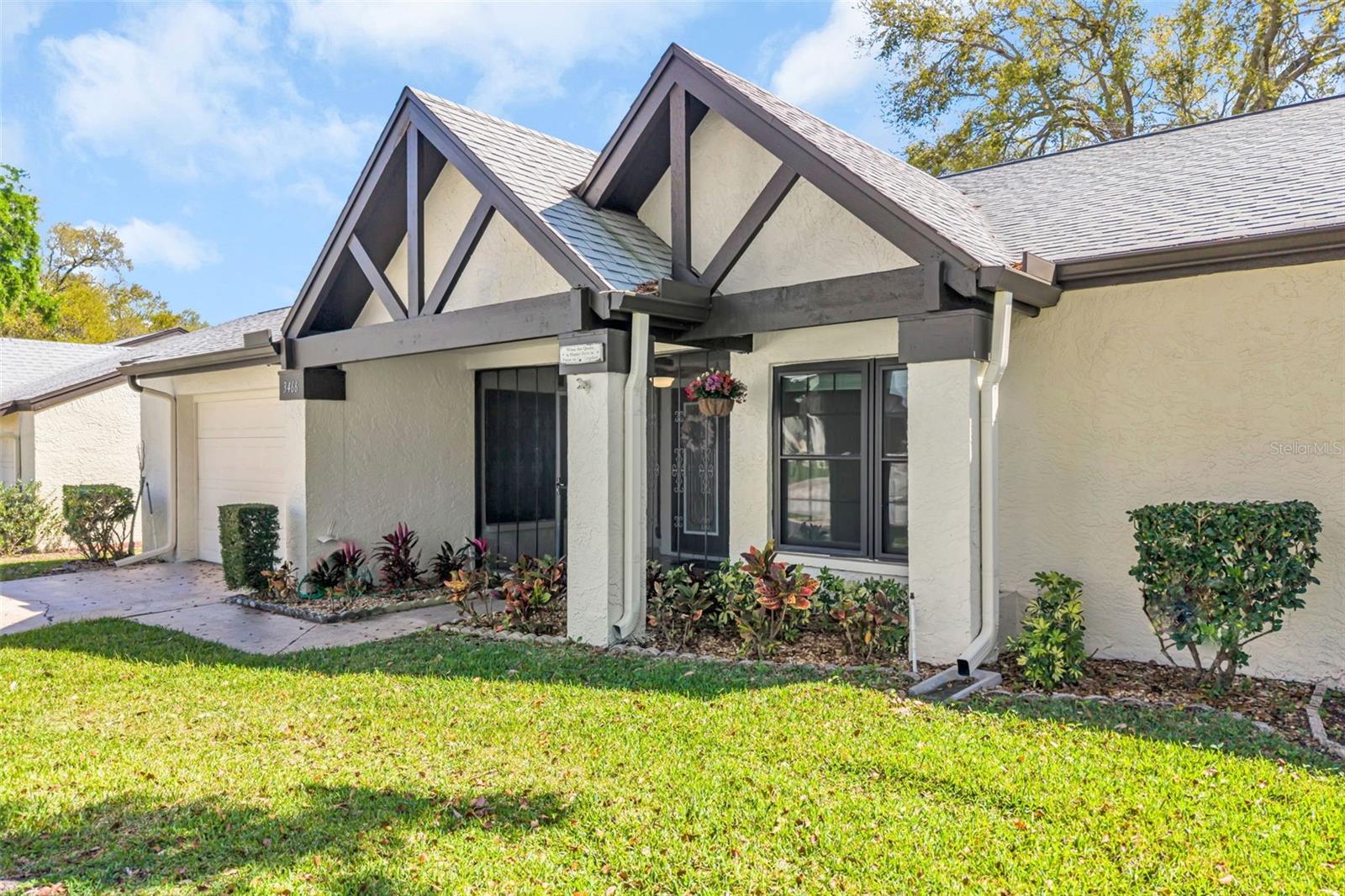 Block construction, quality Simonton windows & newer roof~