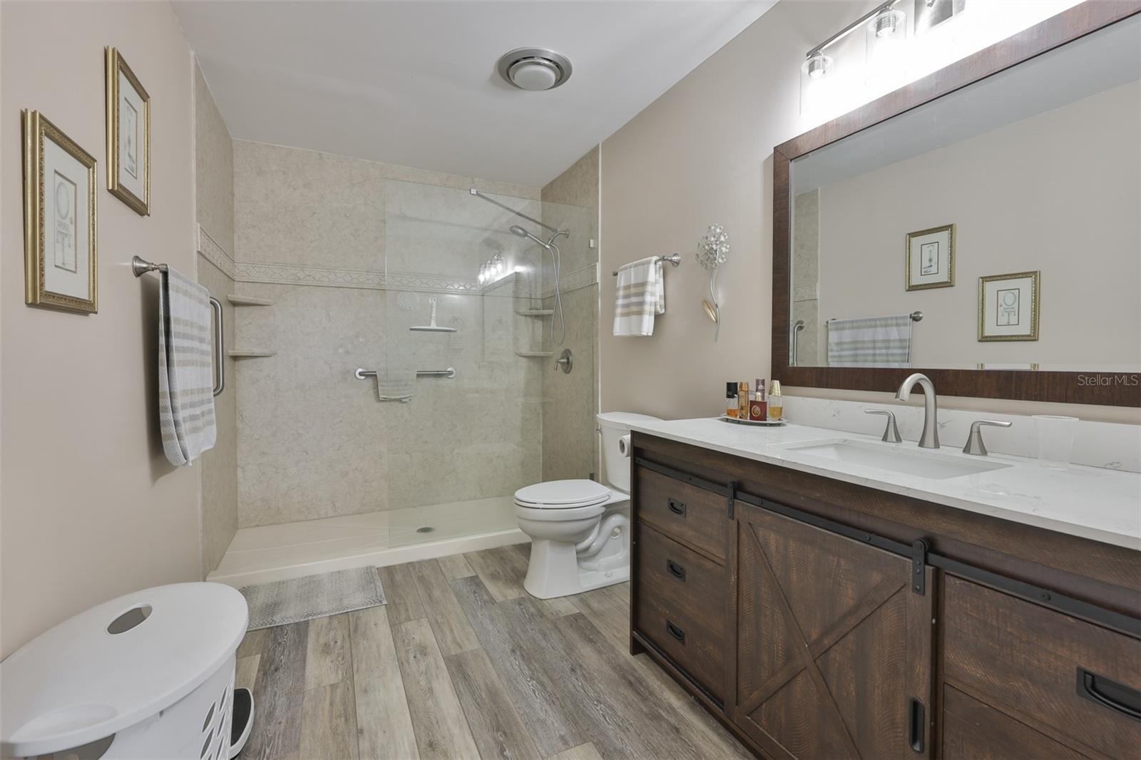Updated Primary En Suite Bath, Walk-in Shower High Vanity