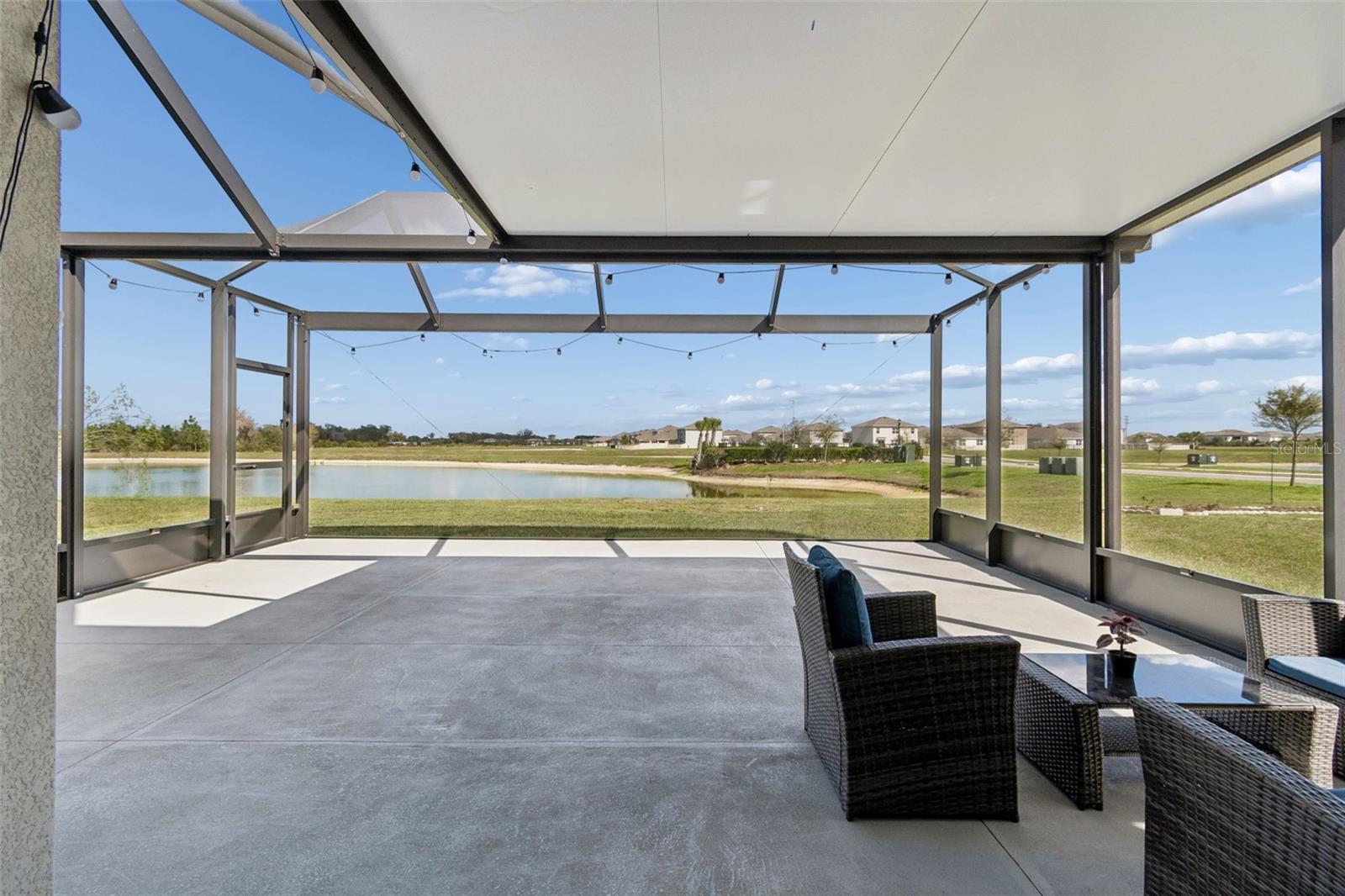 Large Screened-In Lanai