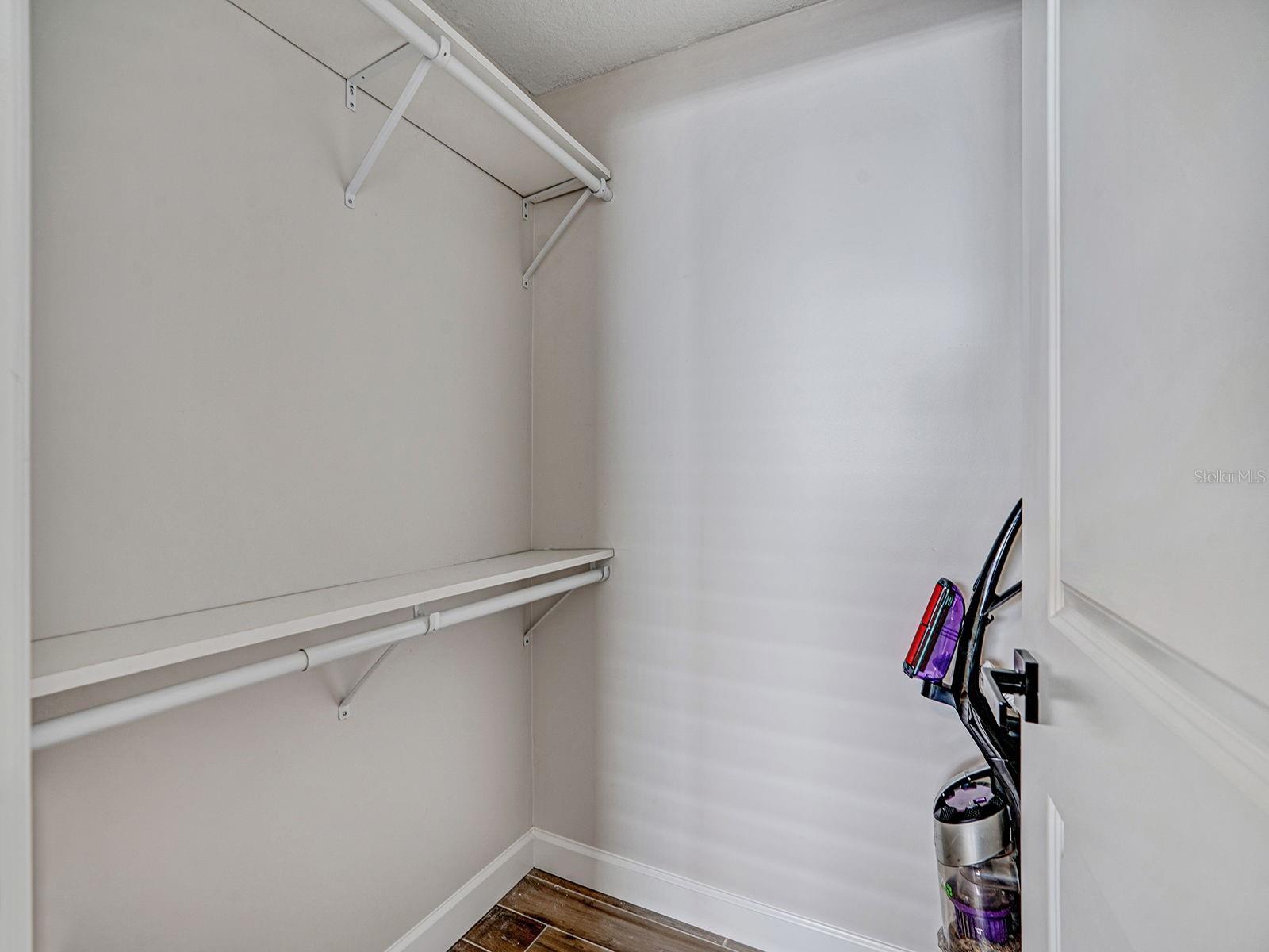 Walk-in Closet