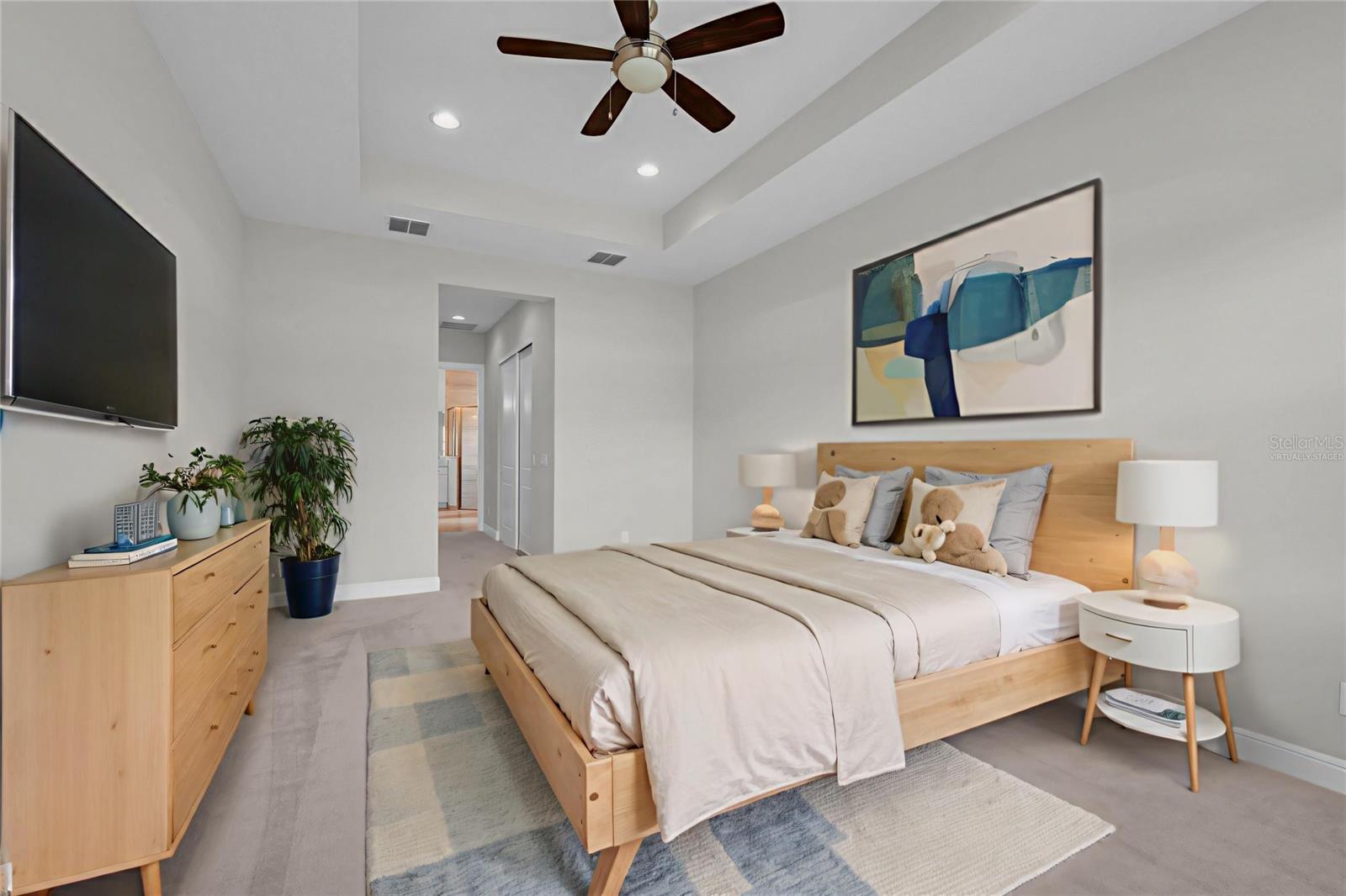 This photo has been virtually staged.