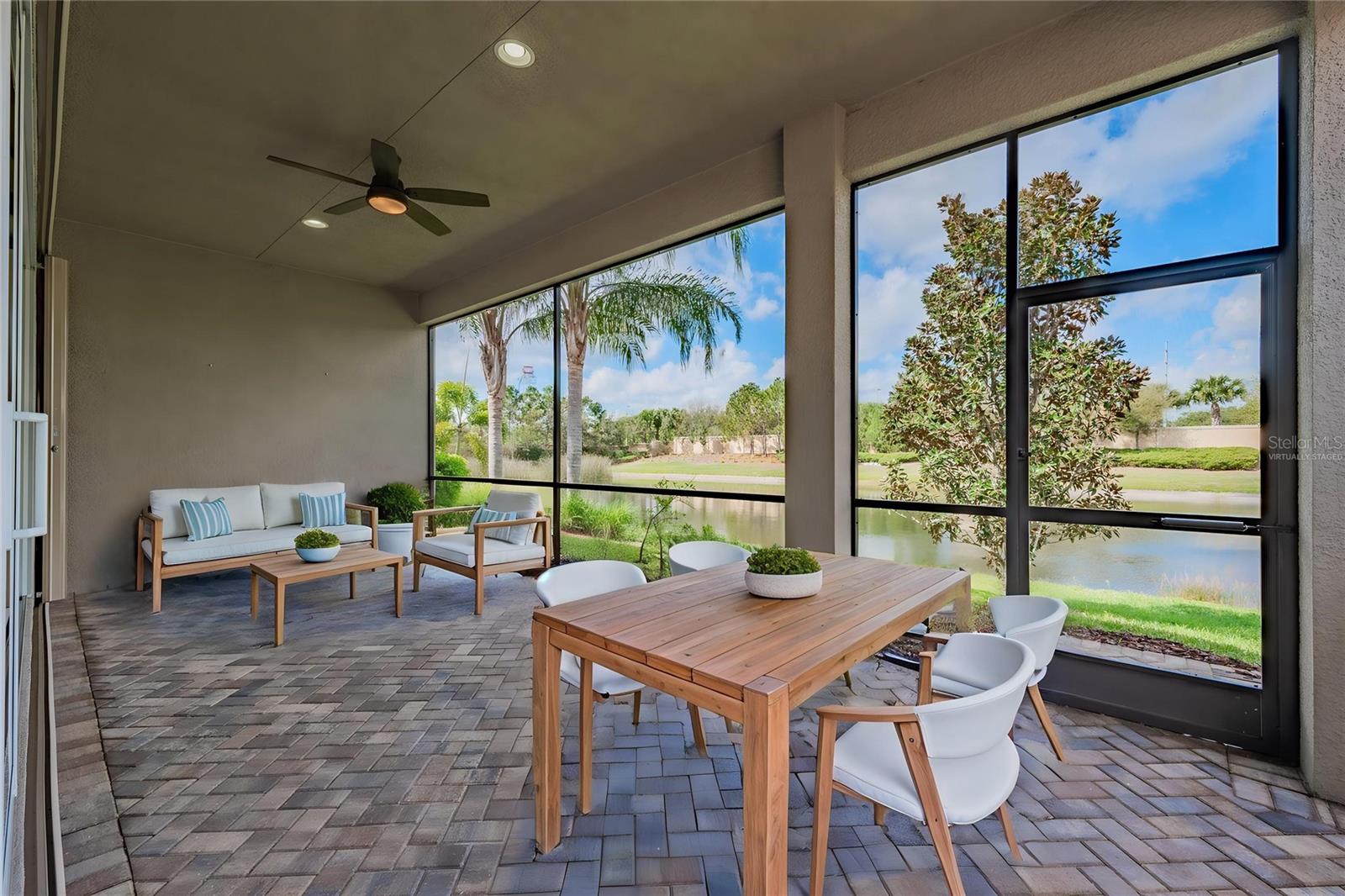 This photo has been virtually staged.