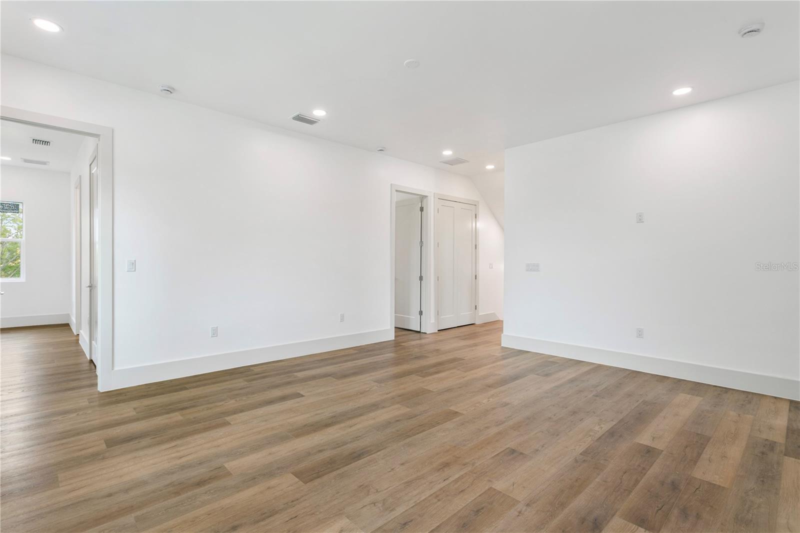 Guest bedroom - 2nd floor