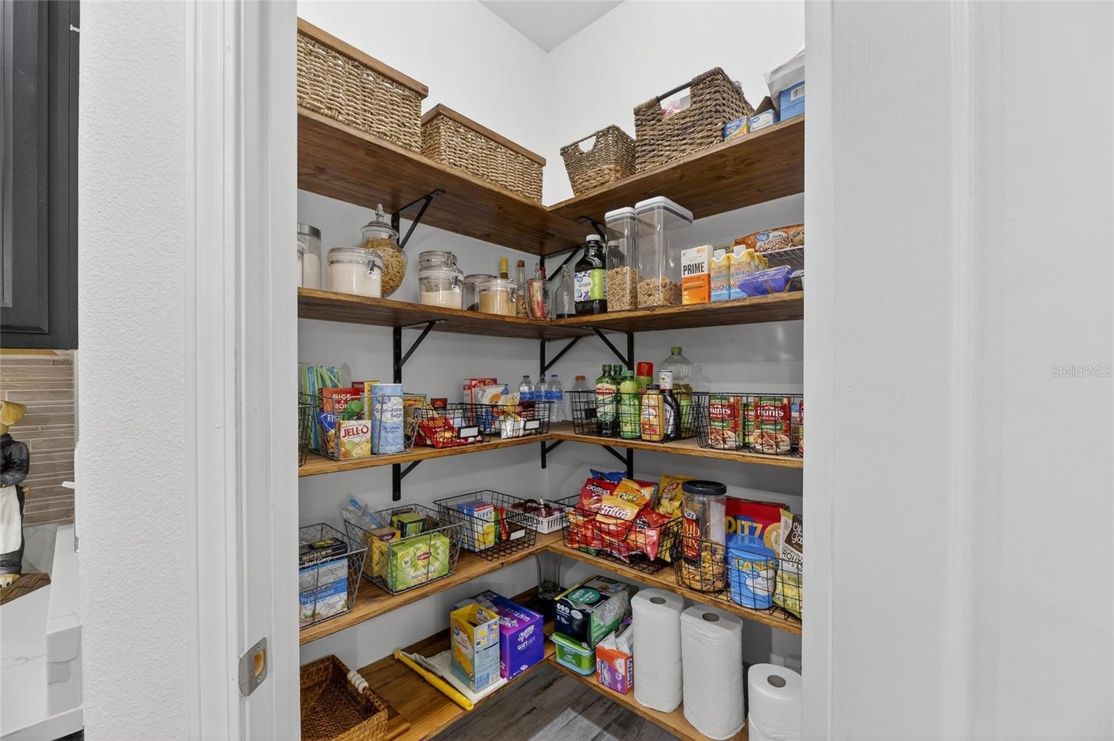 Walk in Pantry