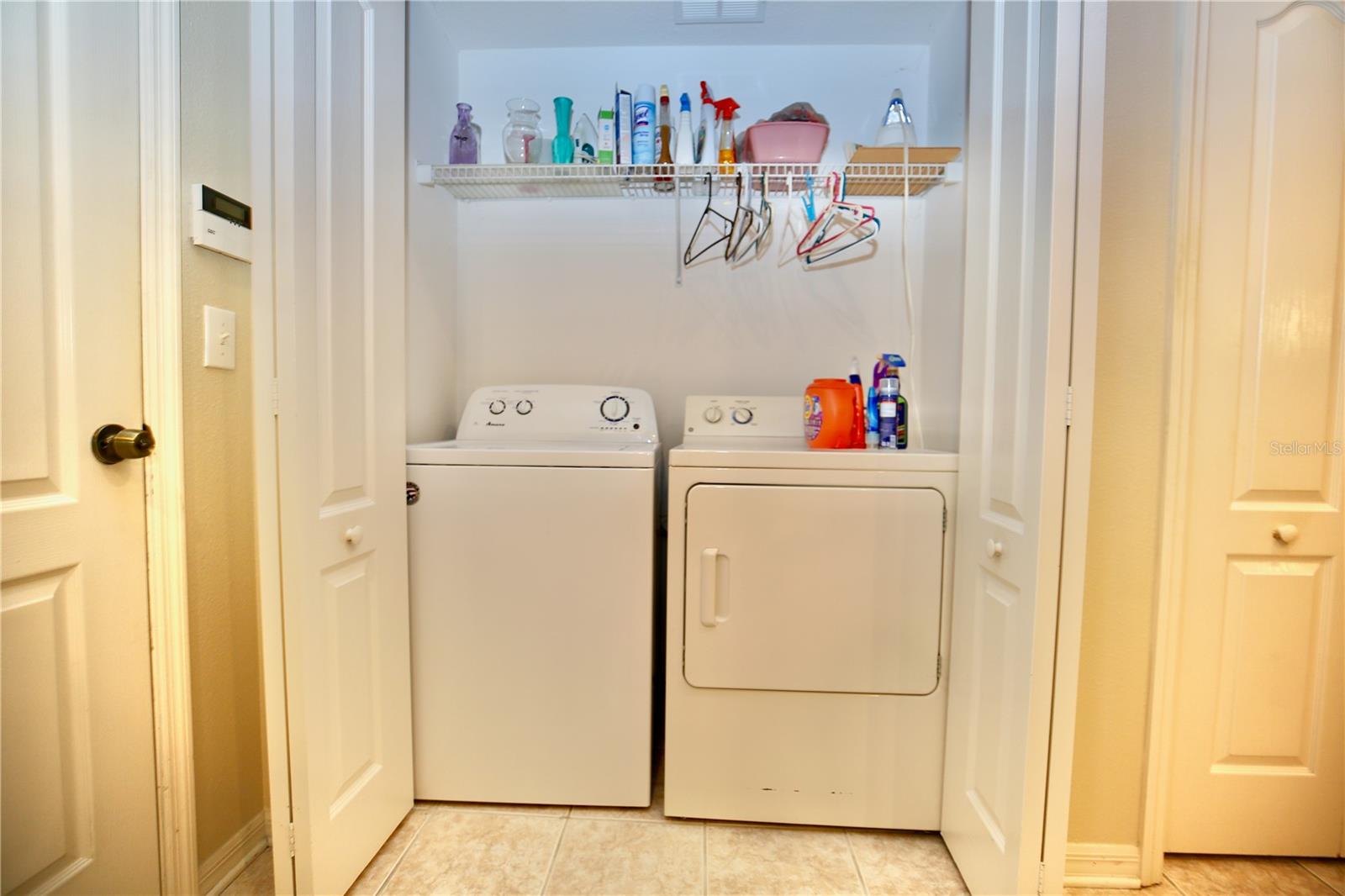 washer and dryer convey