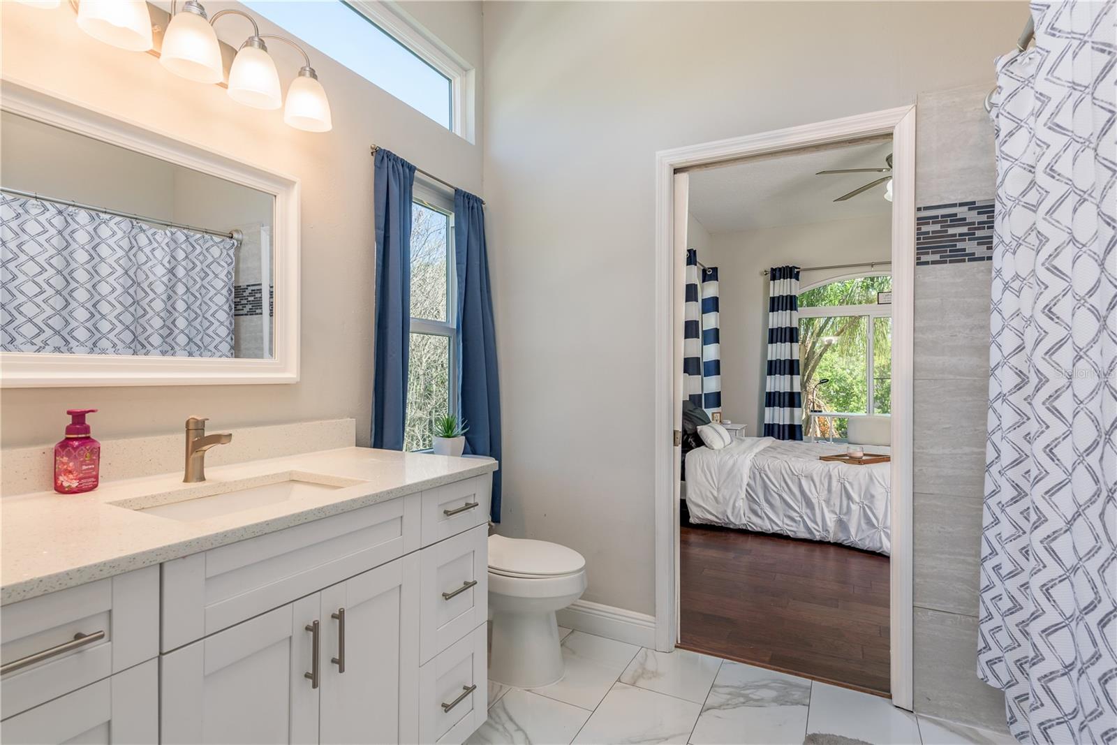 jack and Jill Bath for Beds 2 and 3 upstairs