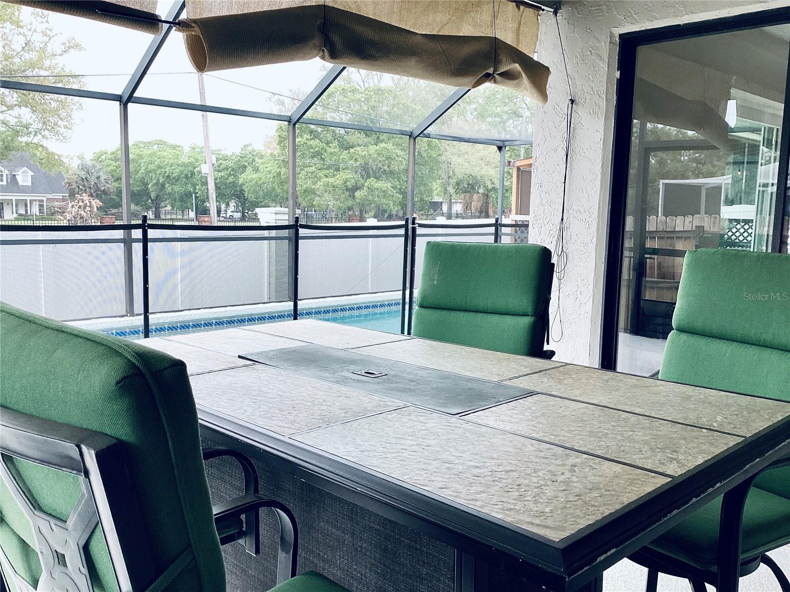 Patio outdoor dining