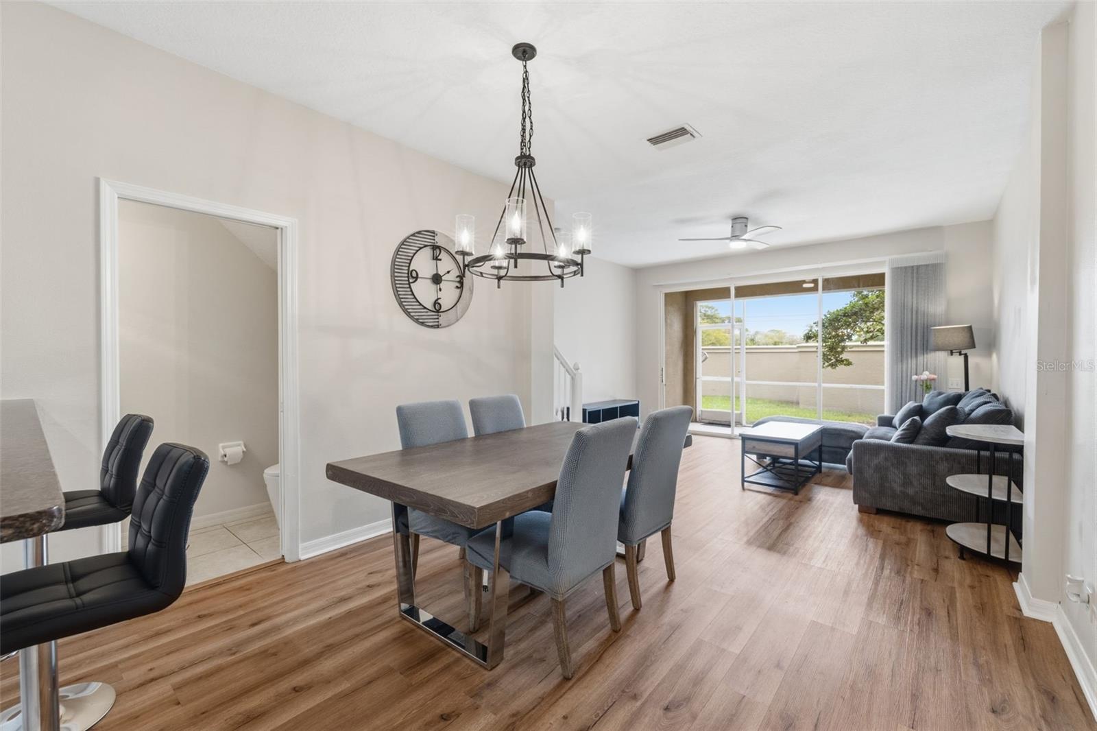 DINING AND LIVING ROOM COMBO