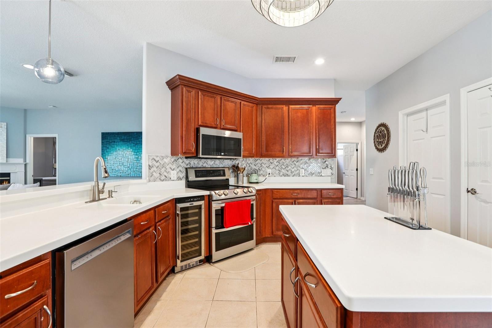 Extremely functional kitchen