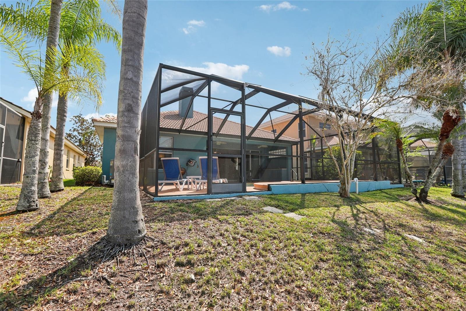 Back of house, notice the steep rise from the water to the property