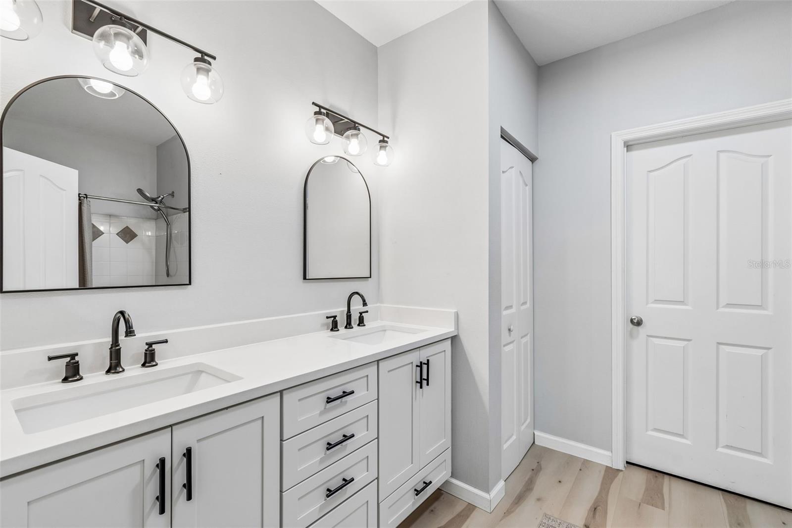Main bathroom with dual sinks