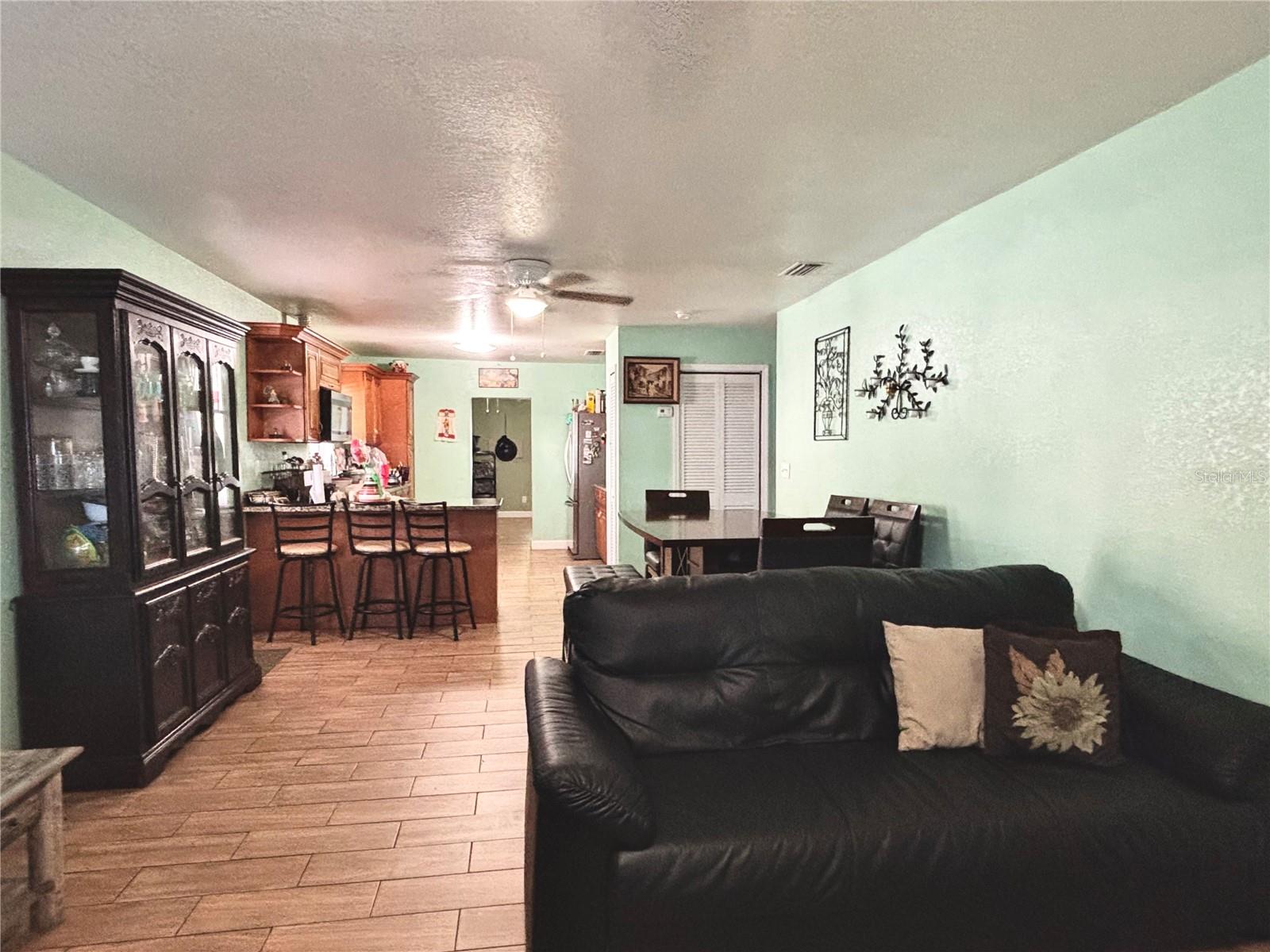 Dining room and kitchen combo.