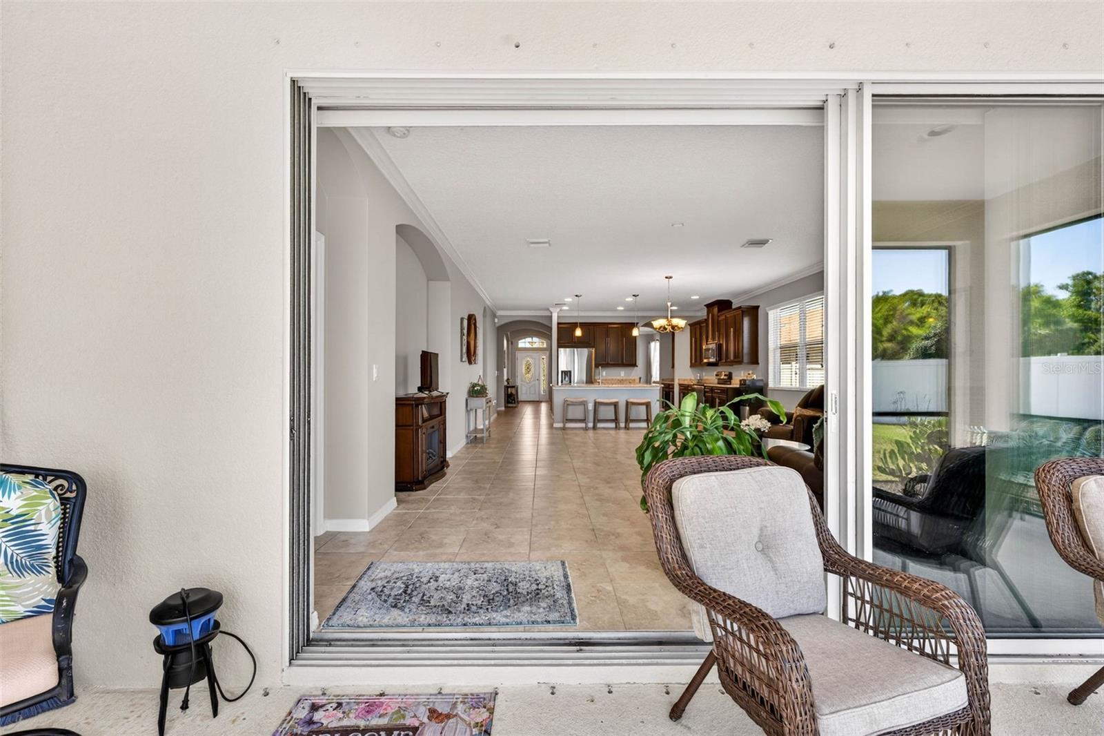 View from Lanai through to kitchen