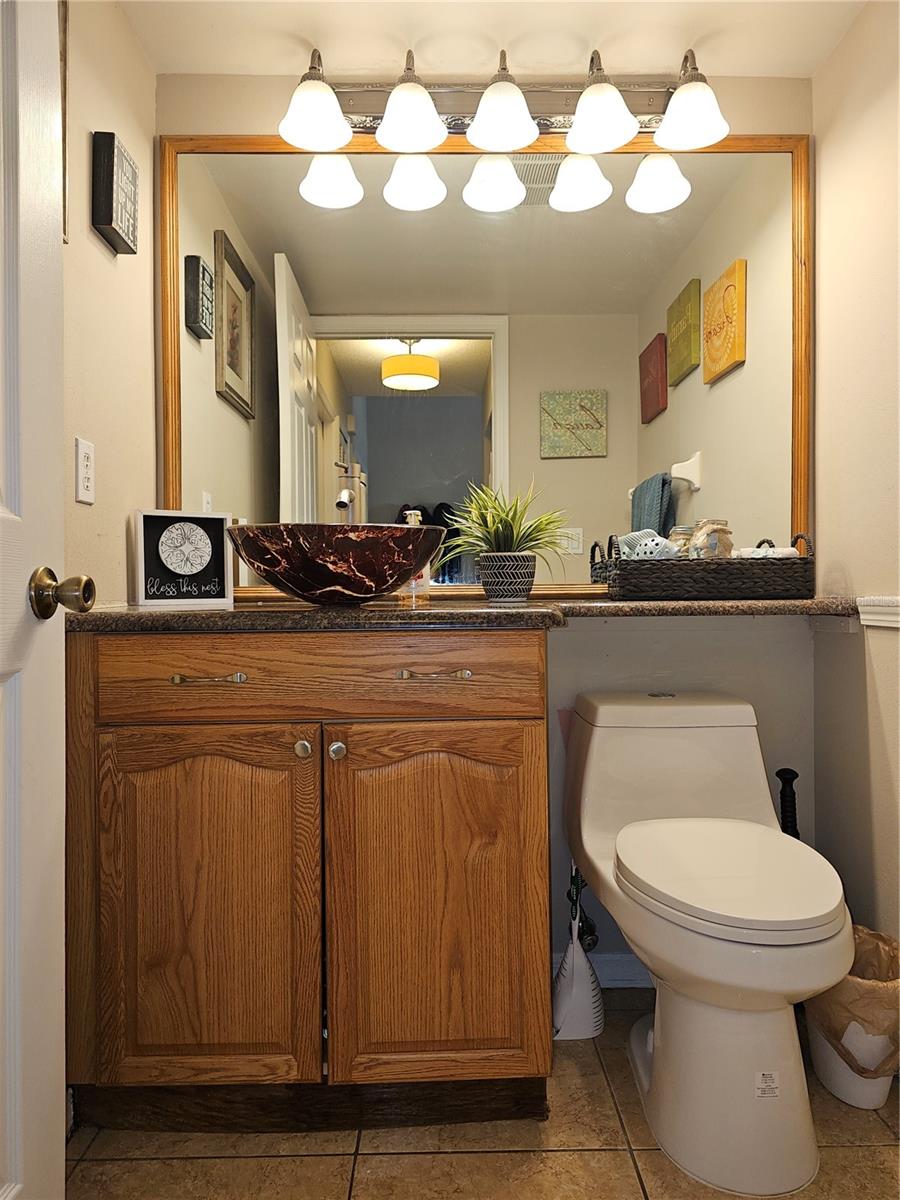 First floor 1/2 Bath