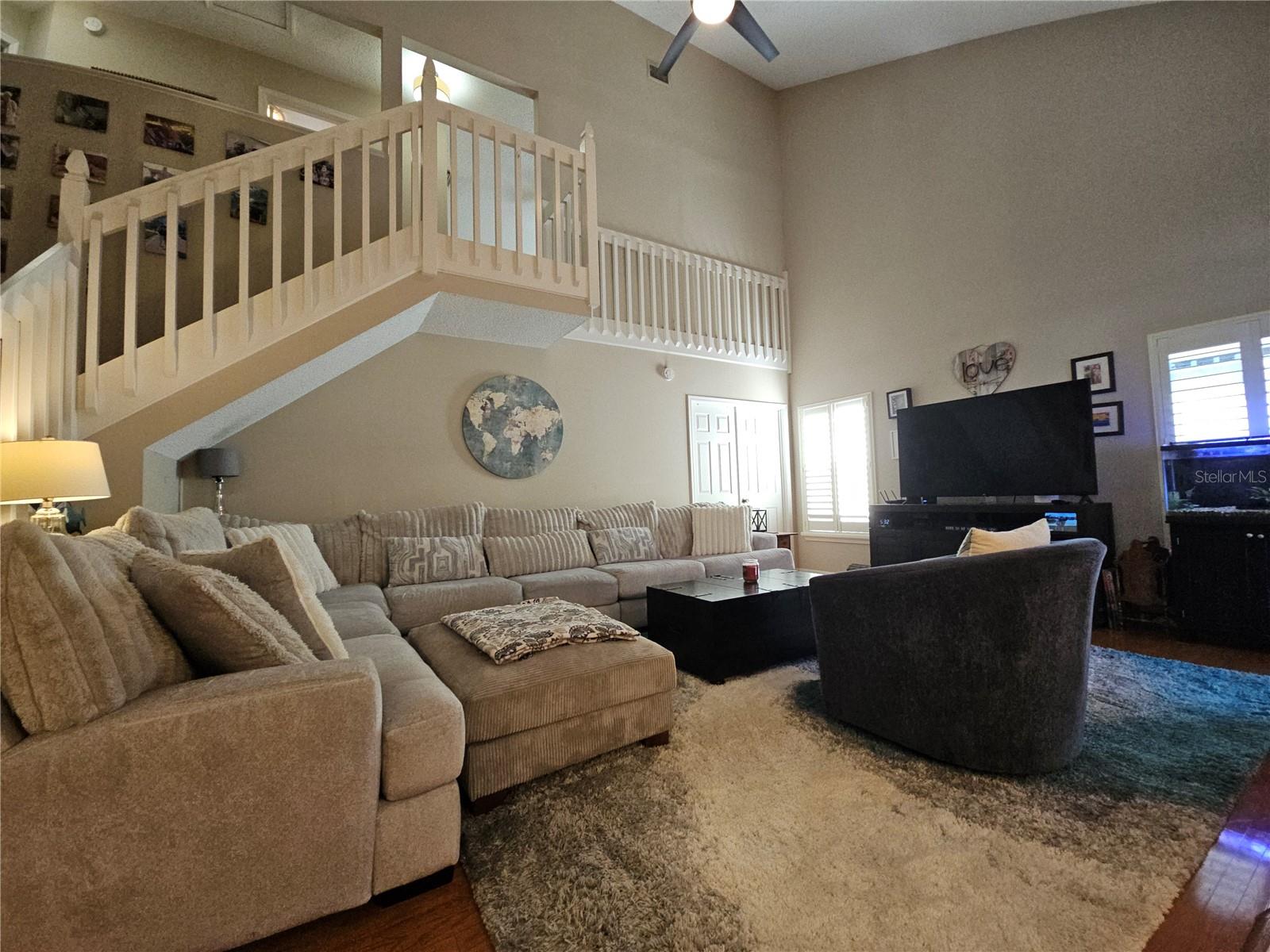 Living Rm w/Cathedral Ceilings