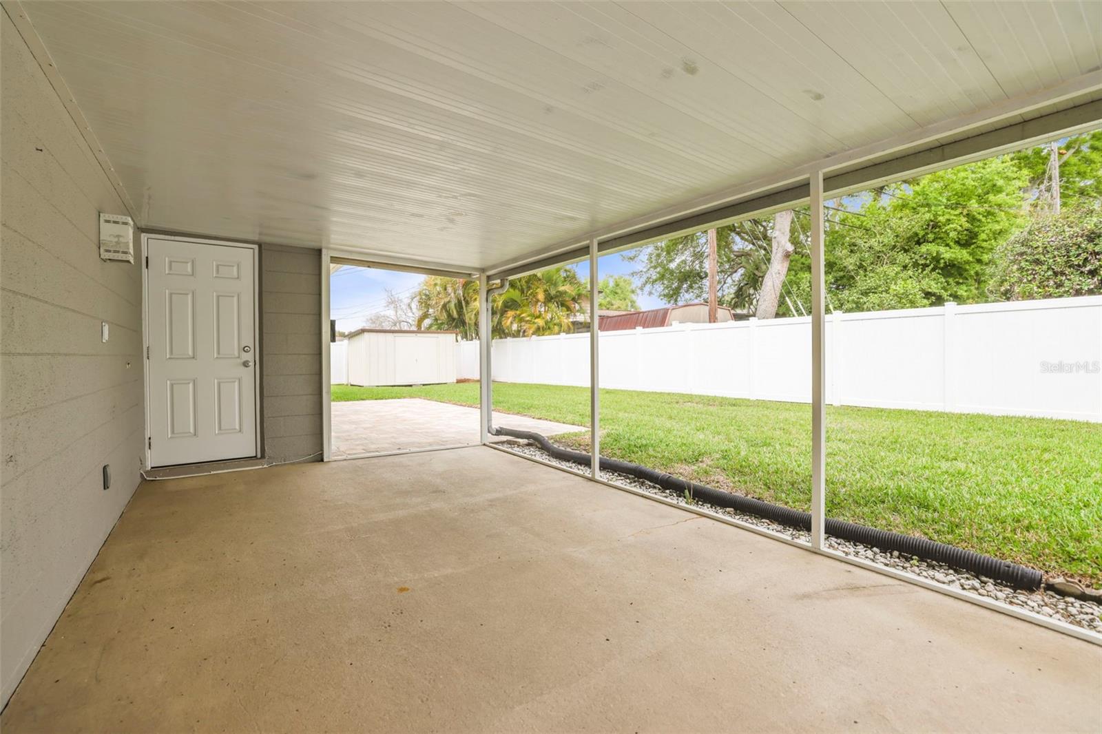 Covered/Screened Patio