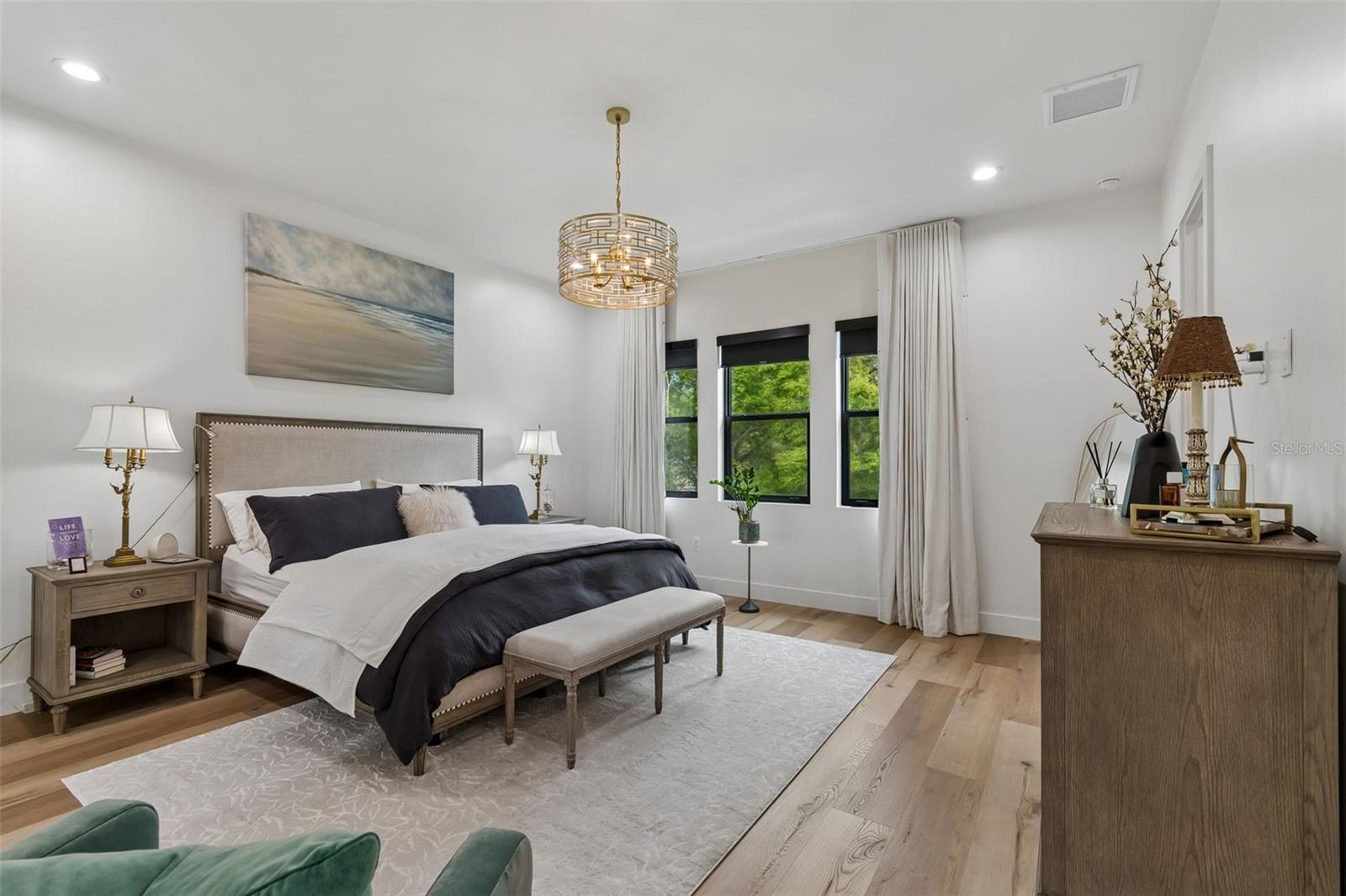 Luxurious Prrimary Suite