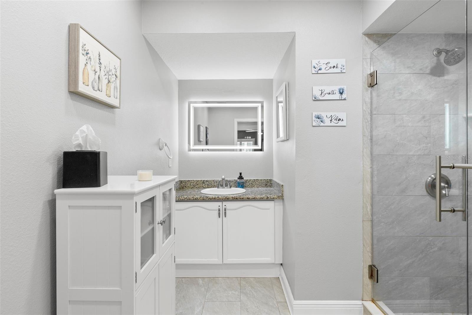 Primary ensuite bath