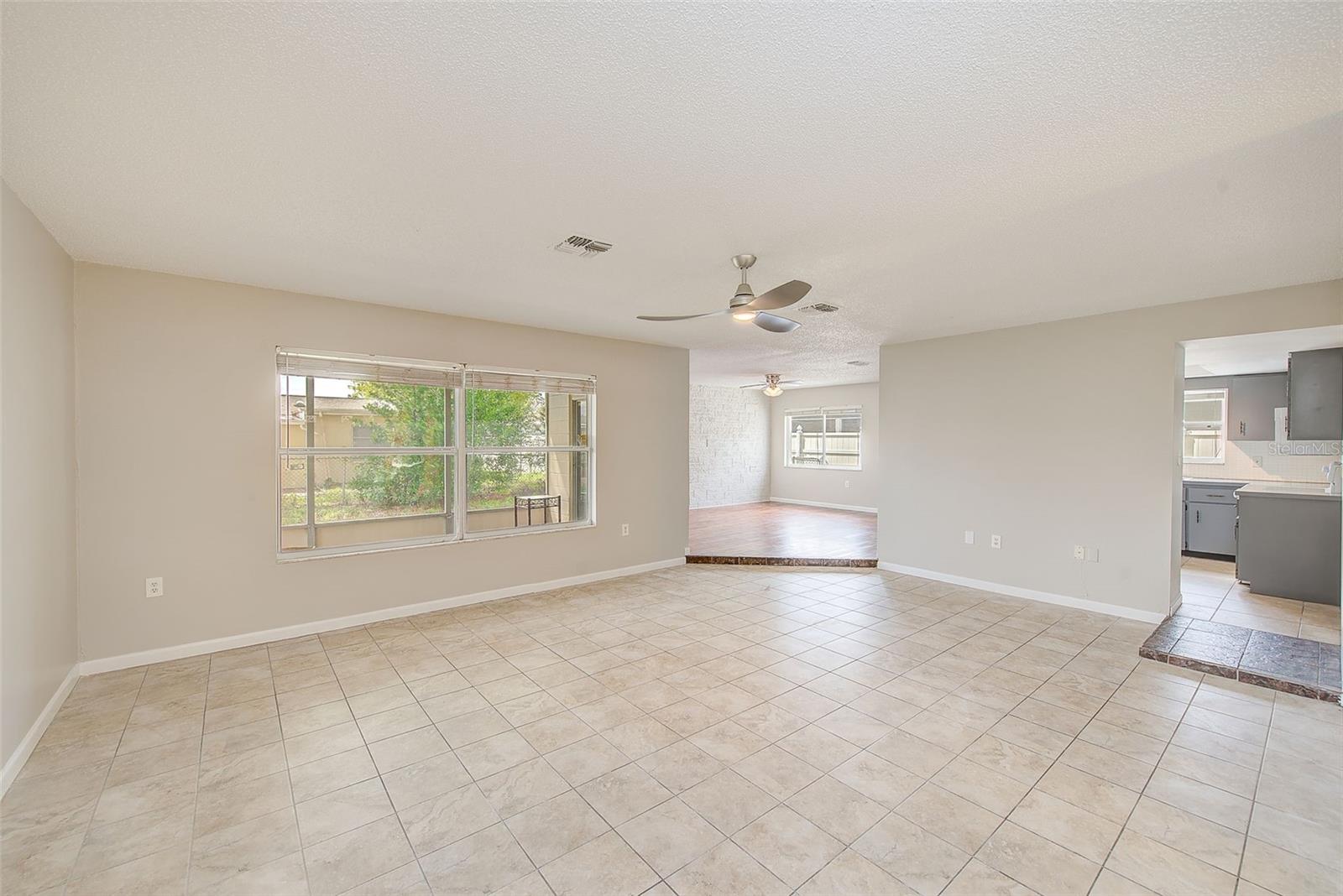 LIVING OR GREAT ROOM