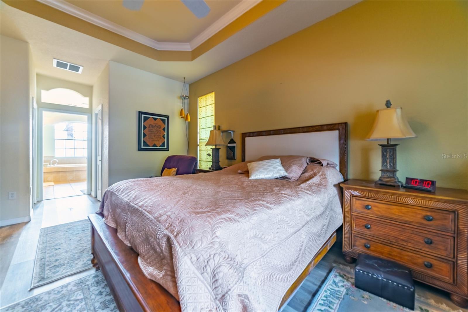 Master Bedroom with En Suite Bathroom & 2 Walk in Closets