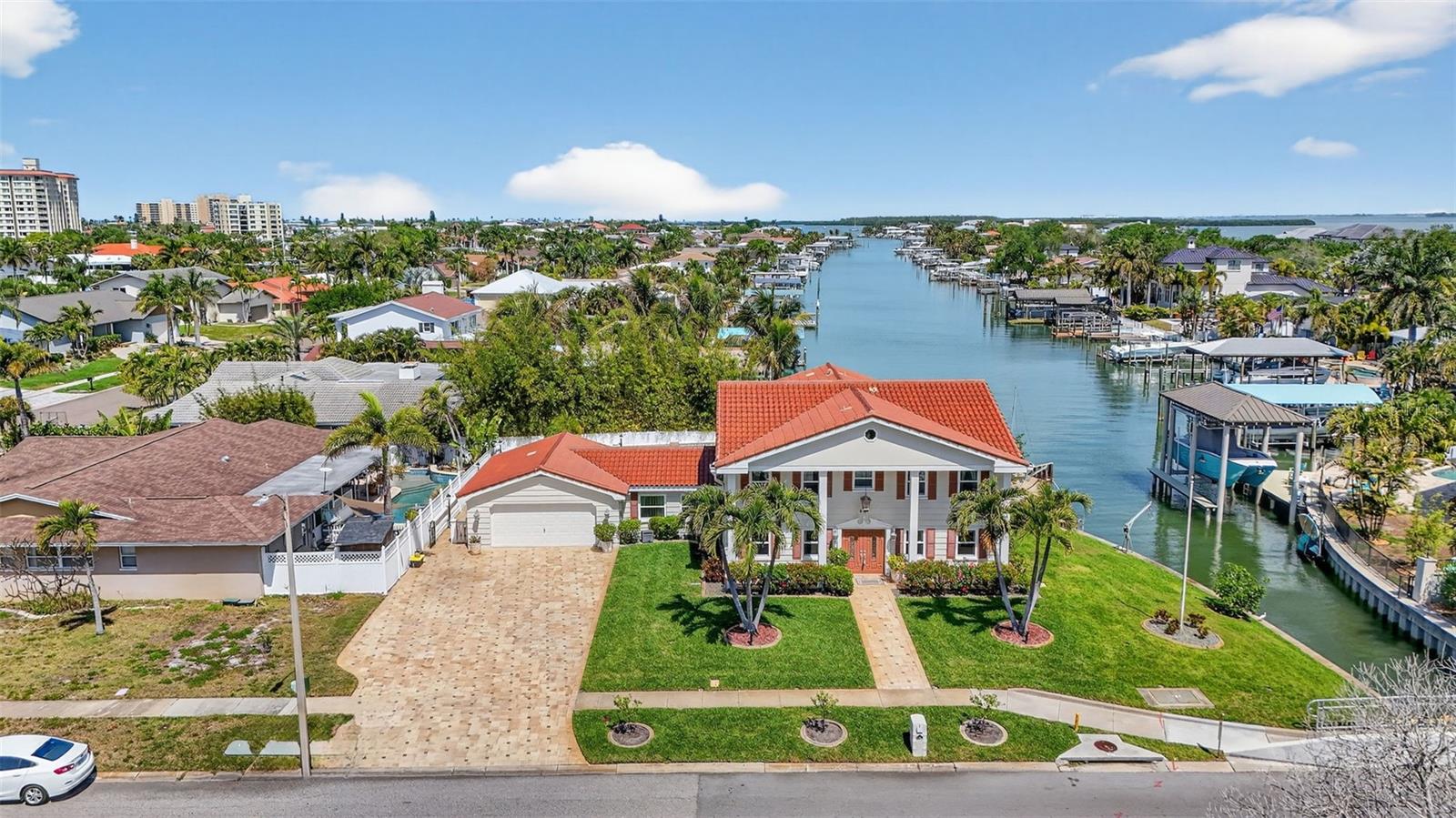 Welcome to your waterfront home on Island Estates!